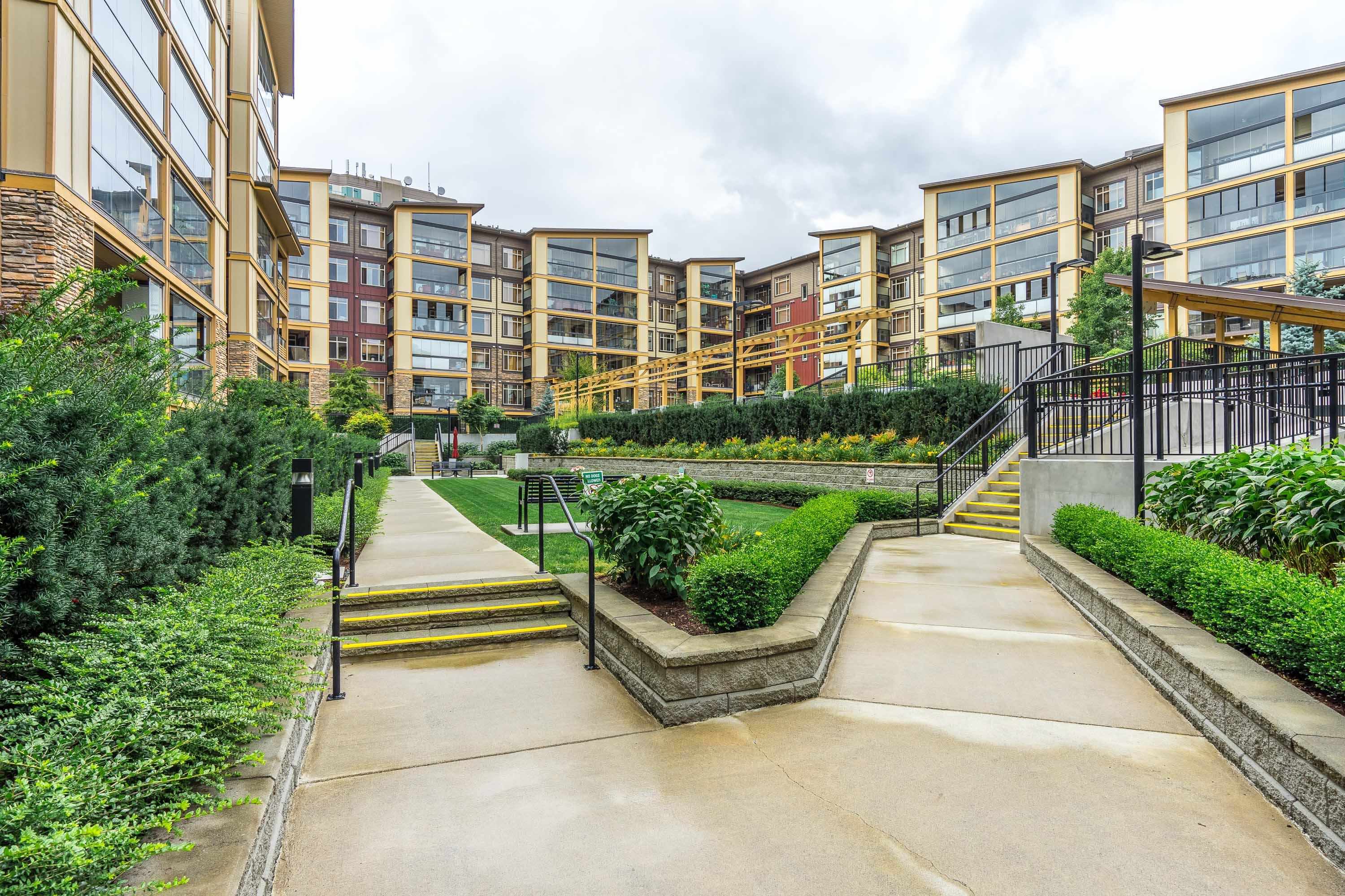 202 32445 SIMON AVENUE, R3065693, BC,