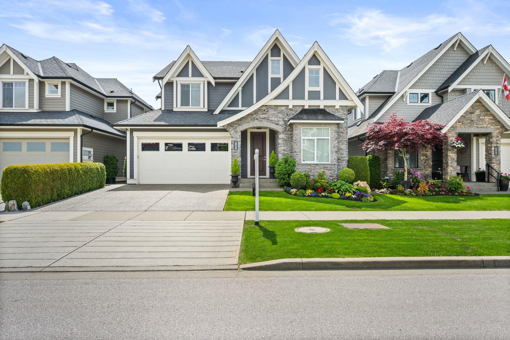 16758 22A AVENUE, Surrey BC V3Z 0M7, R3065697, BC,