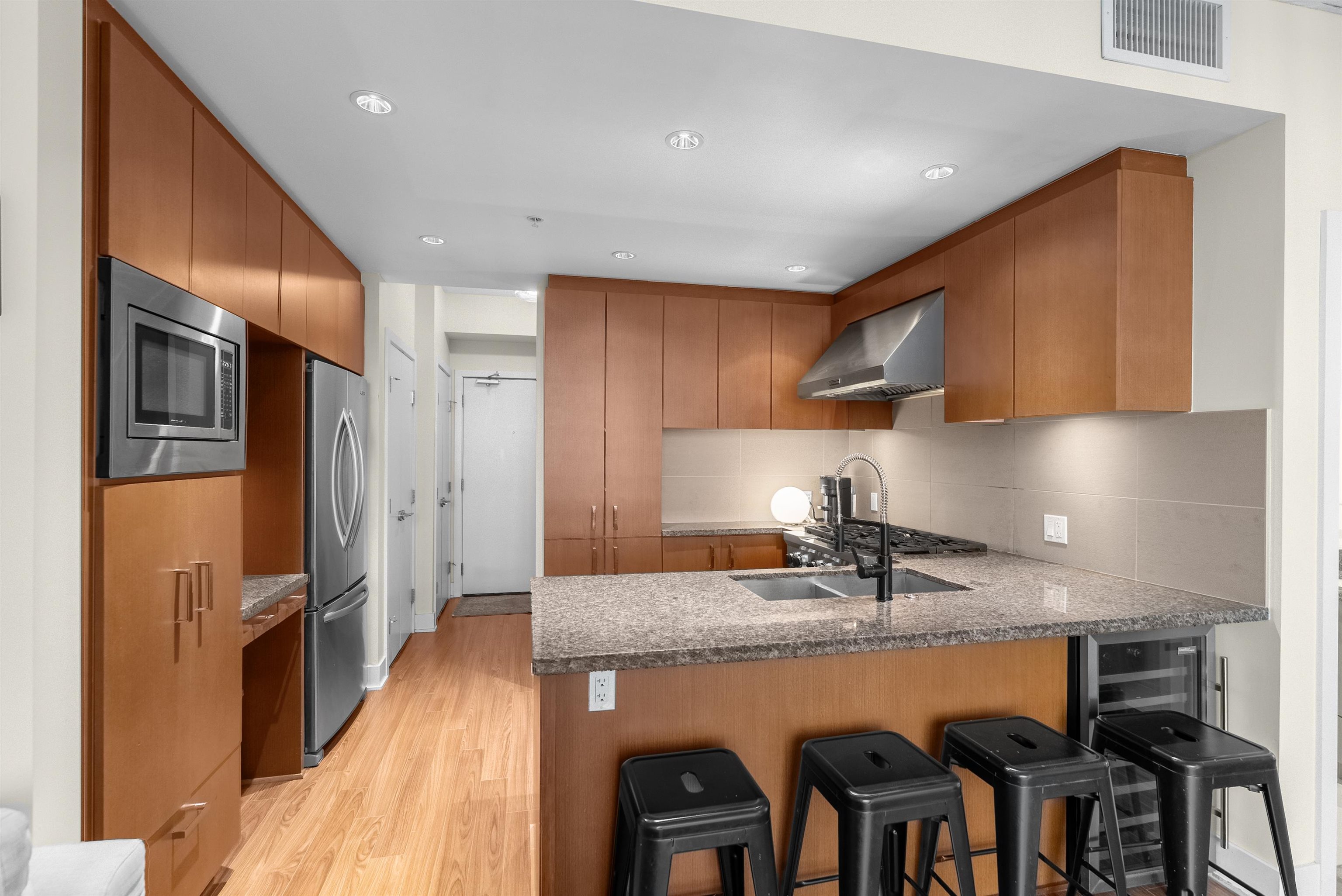 MLS® listing #R3065708 for sale located at 2705 3008 GLEN DRIVE