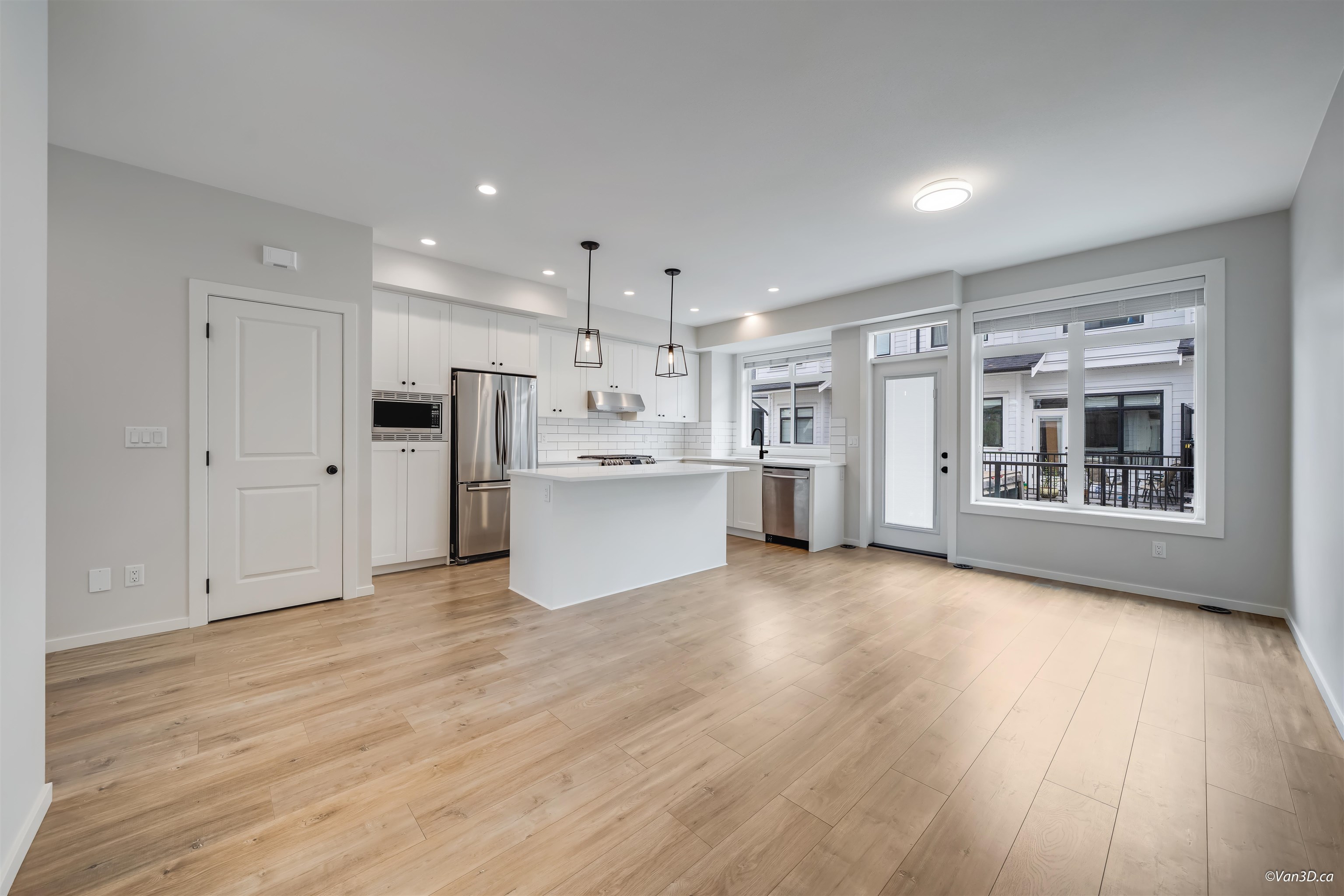 10 17557 100 AVENUE, R3065935, BC,