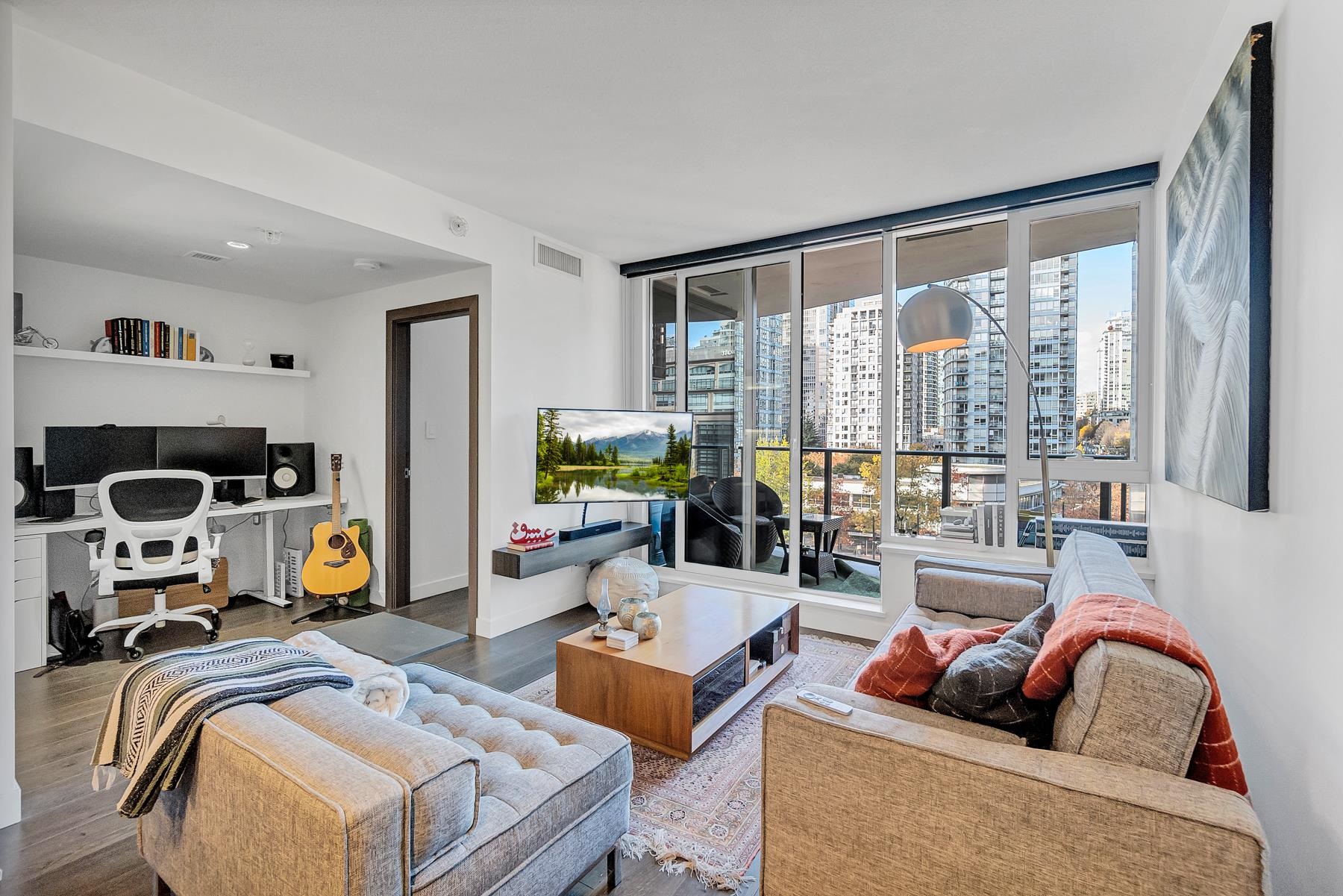 721 68 SMITHE STREET, R3066029, BC,