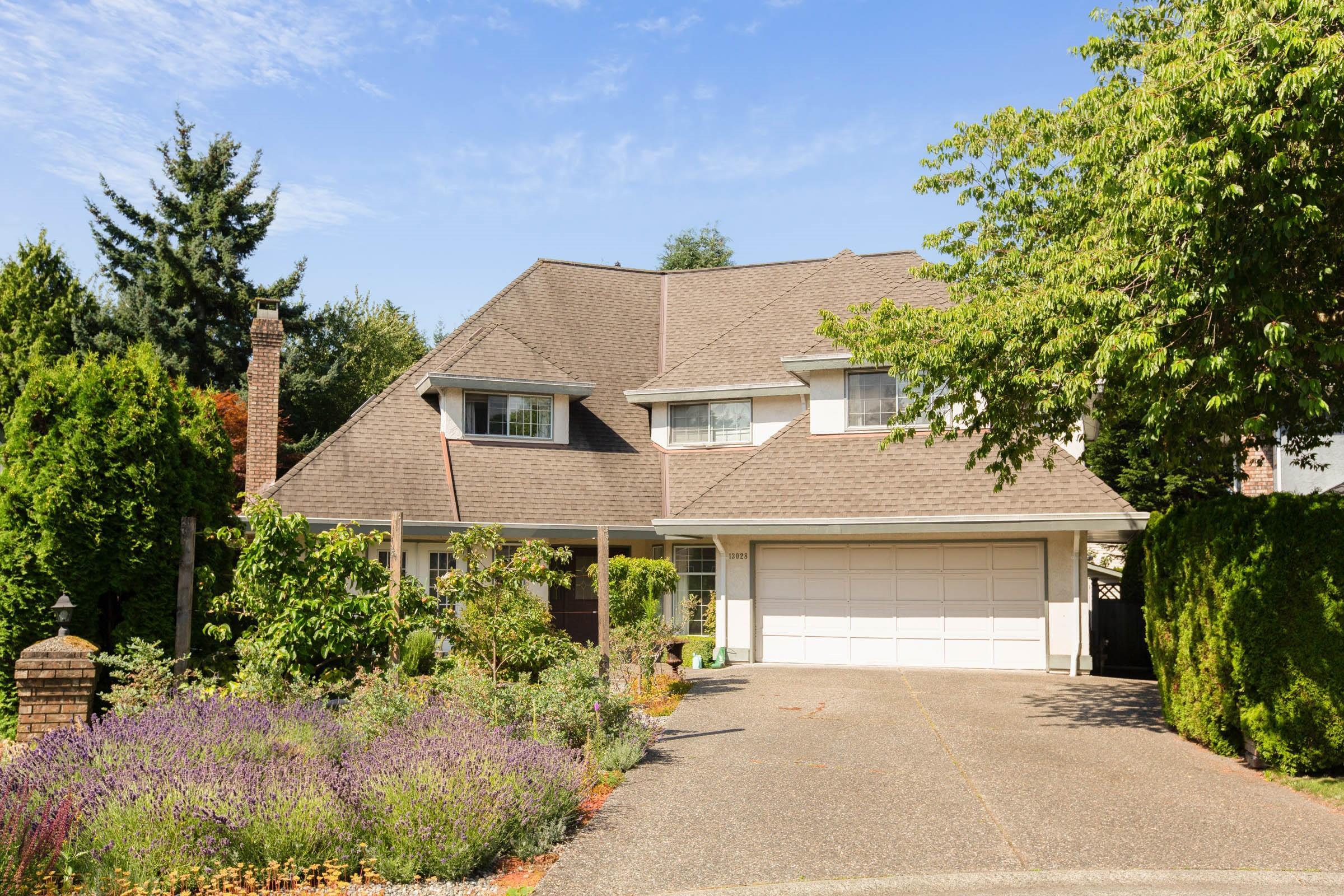 13028 19A AVENUE, Surrey BC V4A 8A8, R3066085, BC,