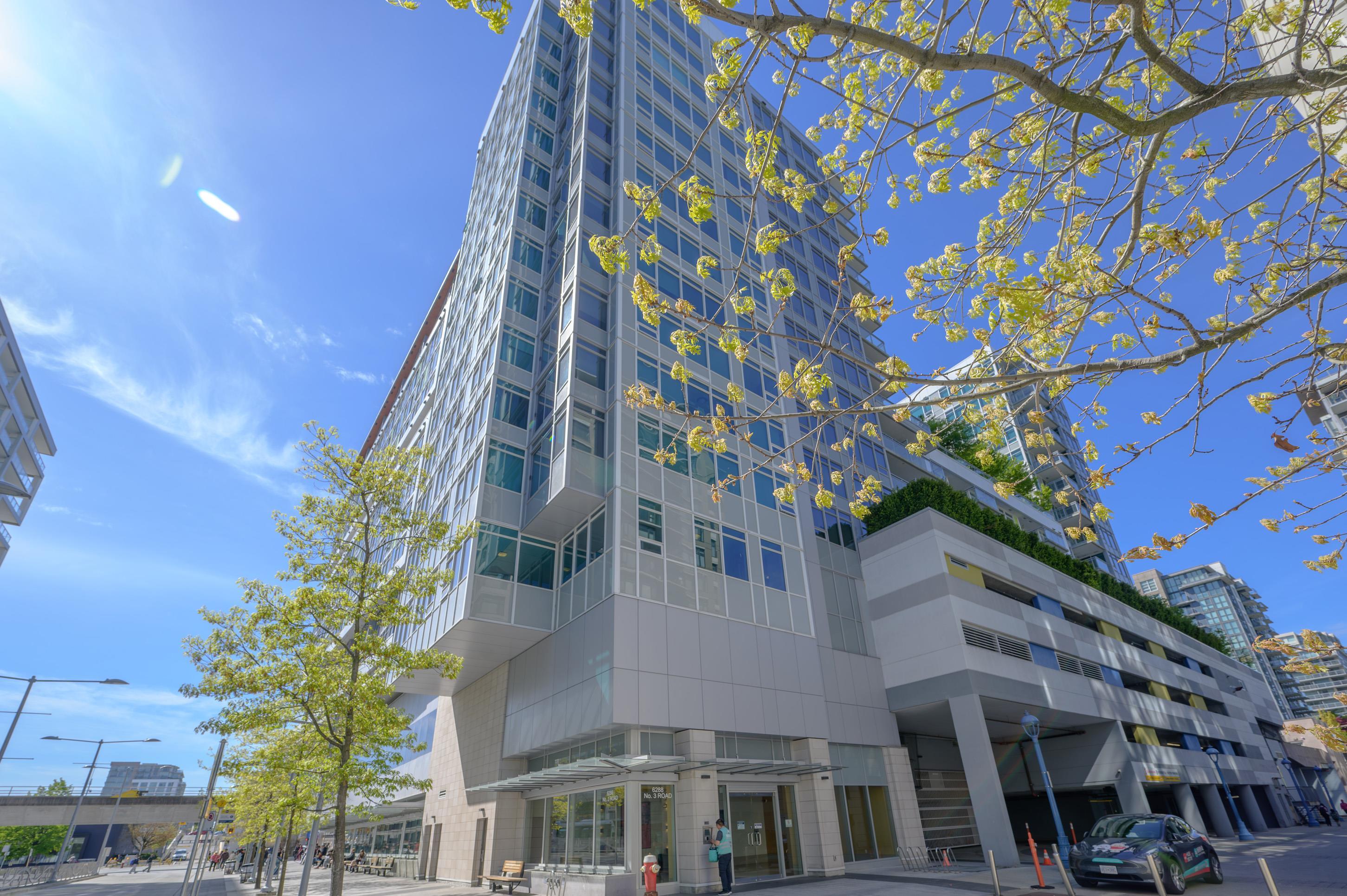 MLS® listing #R3066215 for sale located at 560 6288 NO. 3 ROAD