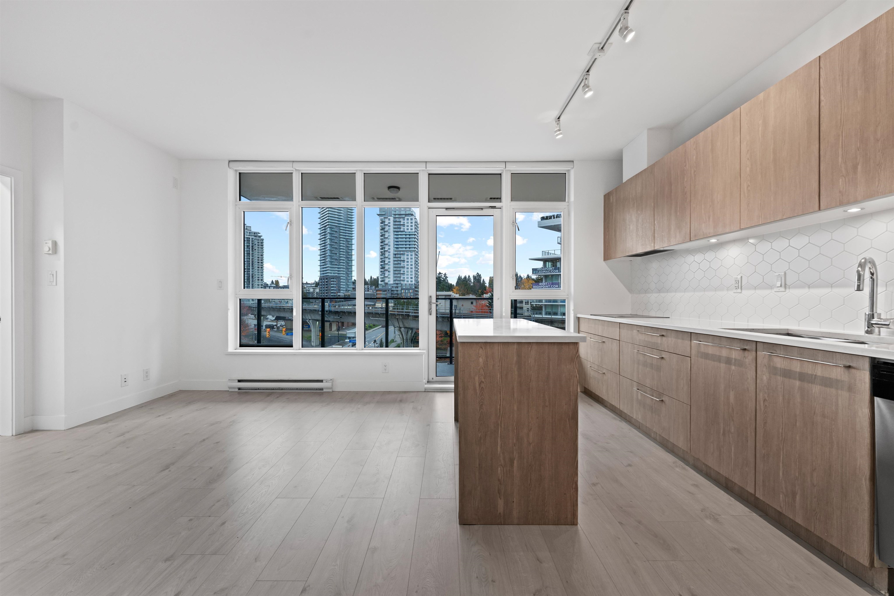 508 691 NORTH ROAD, R3066276, BC,