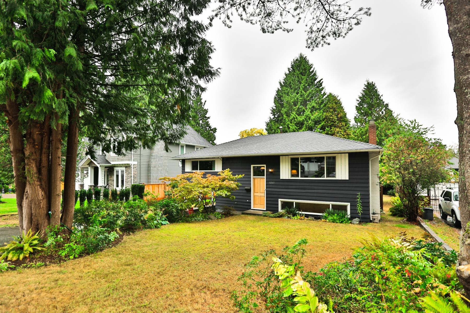 MLS® listing #R3066277 for sale located at 12567 26A AVENUE, Surrey BC V4A 2M3