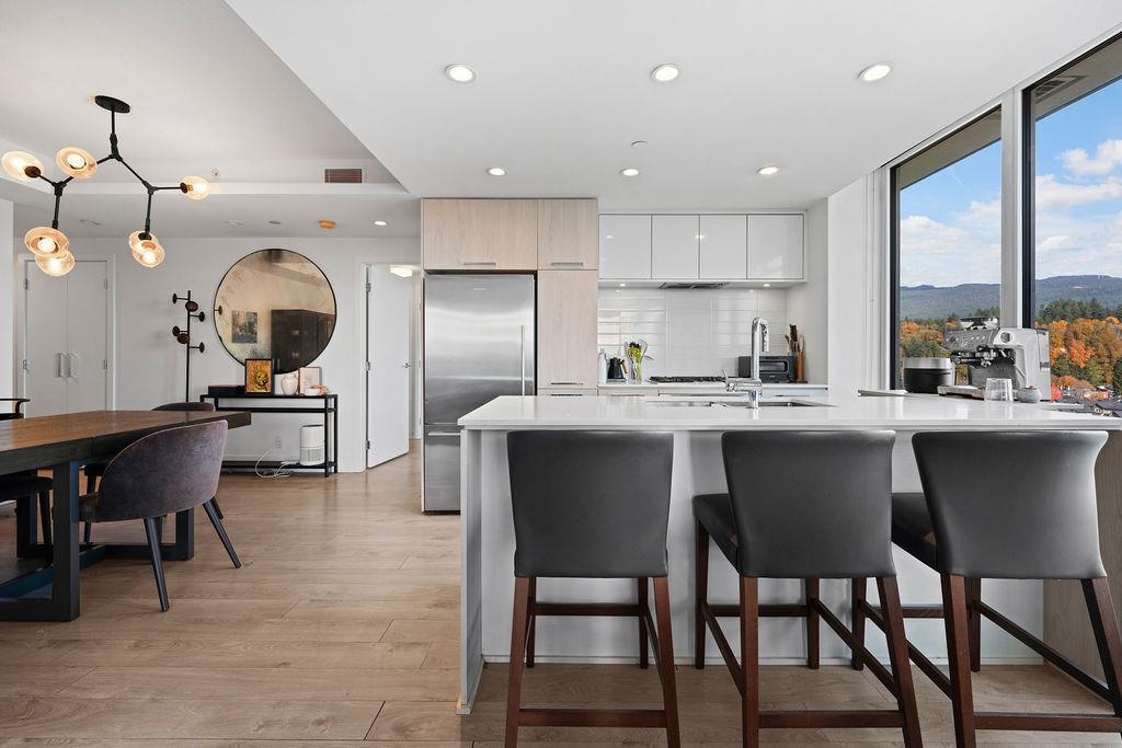 1003 680 SEYLYNN CRESCENT, R3066285, BC,