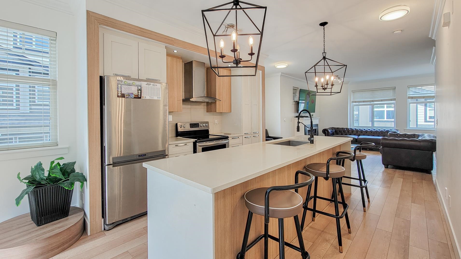 11 6350 142 STREET, R3066329, BC,