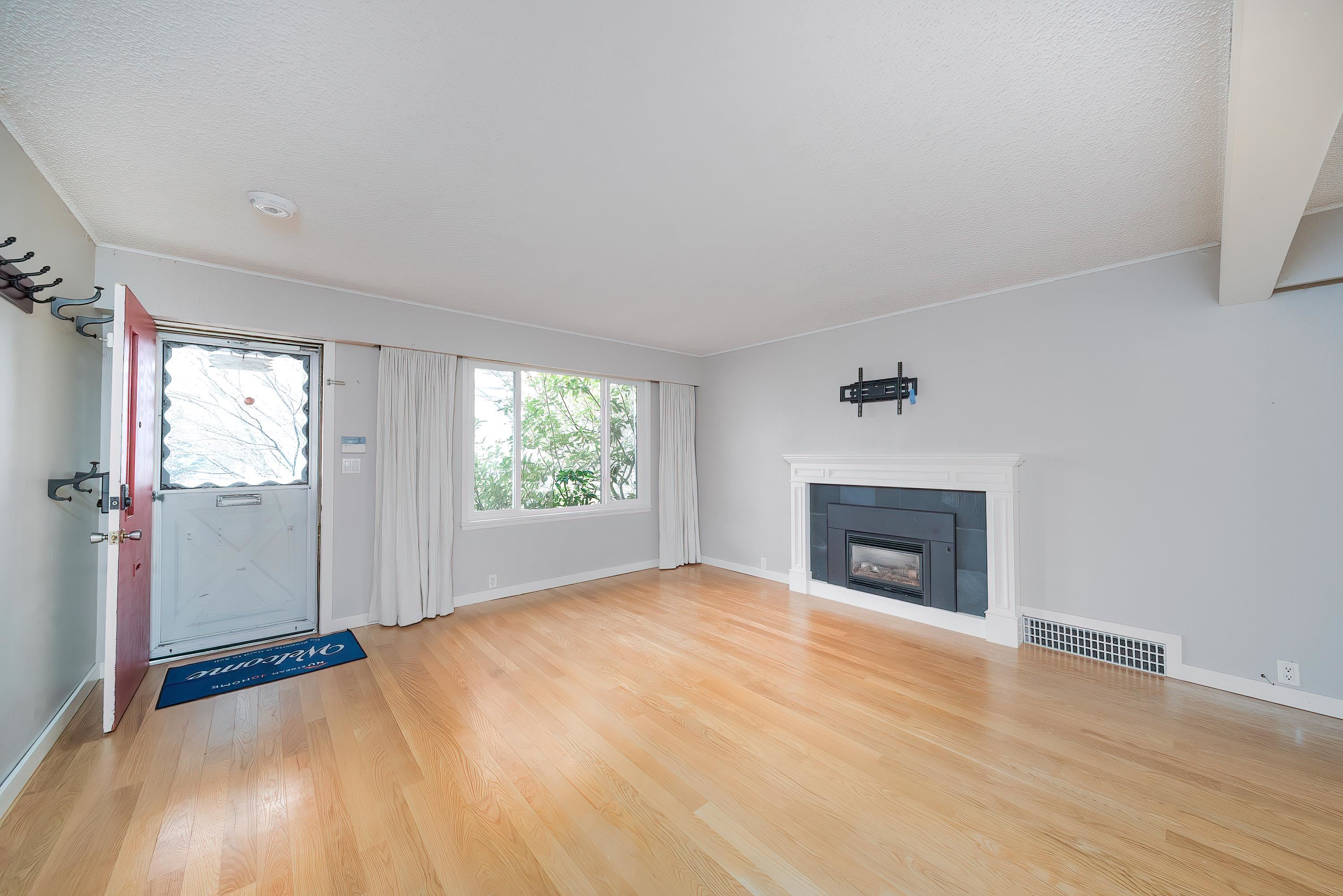 454 KELLY STREET, New Westminster BC V3L 3T9, R3066392, BC,