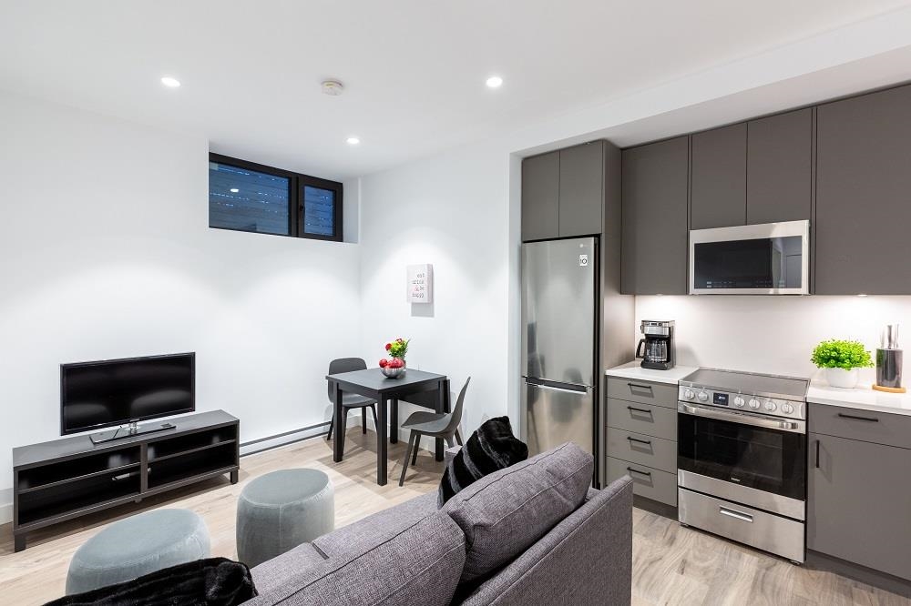 3256 WEST 16 AVENUE, Vancouver BC V6K 3E3, R3066469, BC,