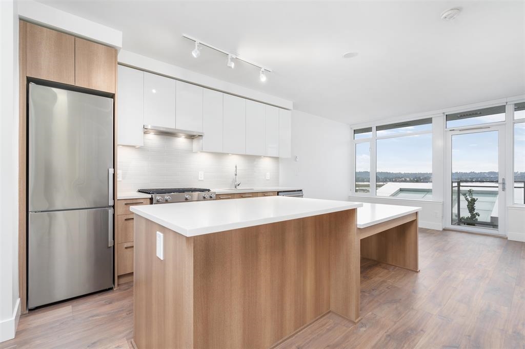 211 258 NELSONS COURT, R3066518, BC,