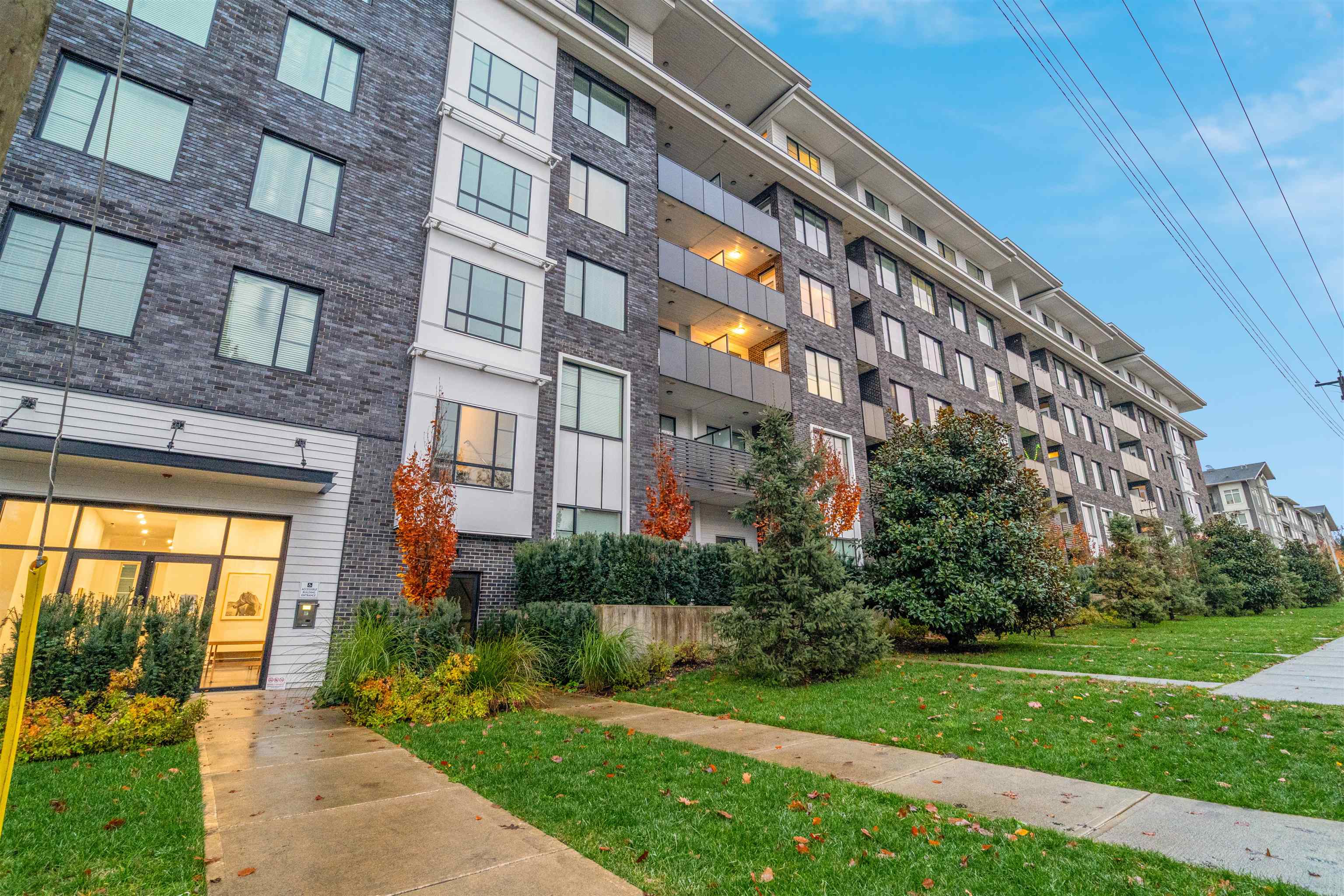 407 13623 81A AVENUE, R3066540, BC,