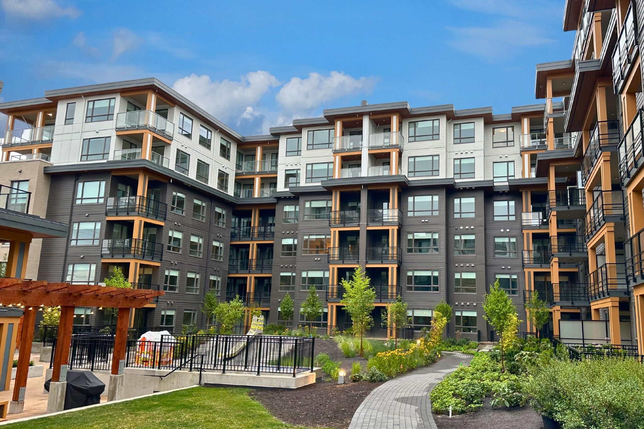 413 741 ANSKAR COURT, R3066681, BC,