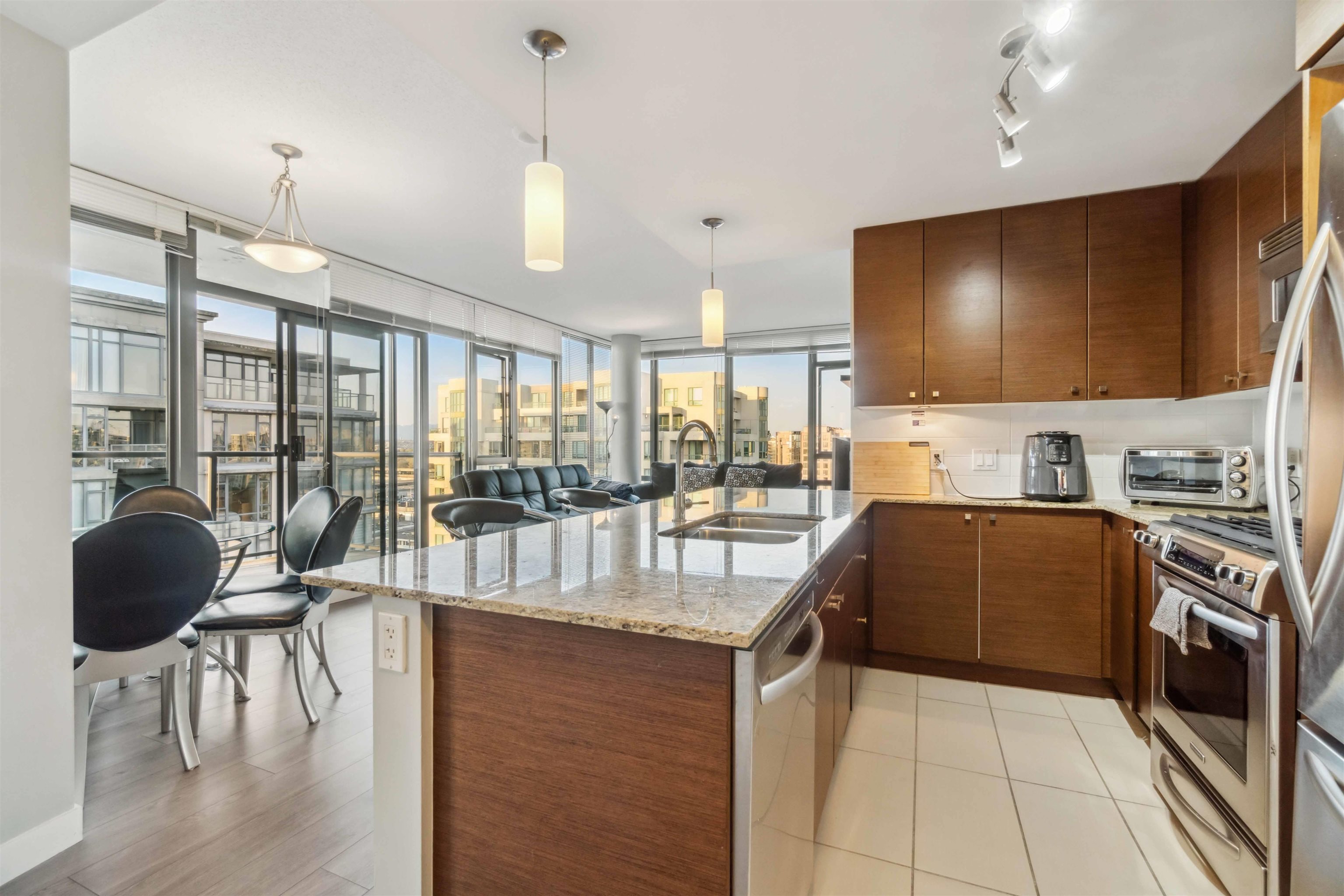 1701 6888 ALDERBRIDGE WAY, R3066807, BC,