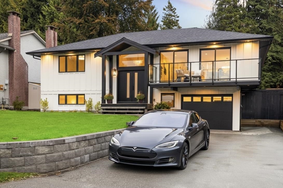 2654 MASEFIELD ROAD, North Vancouver BC V7K 1Z9, R3066816, BC,