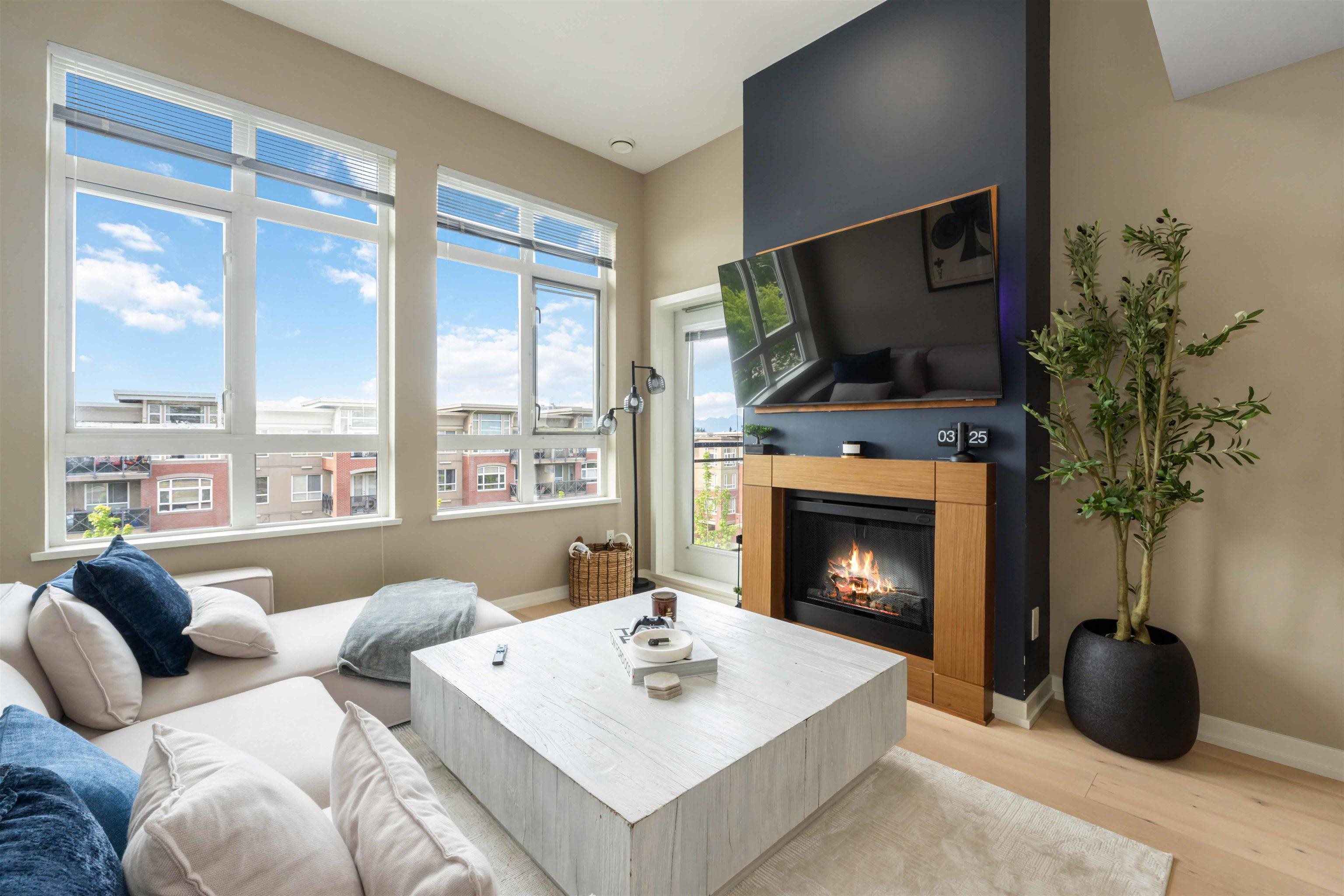 412 2940 KING GEORGE BOULEVARD, R3066872, BC,