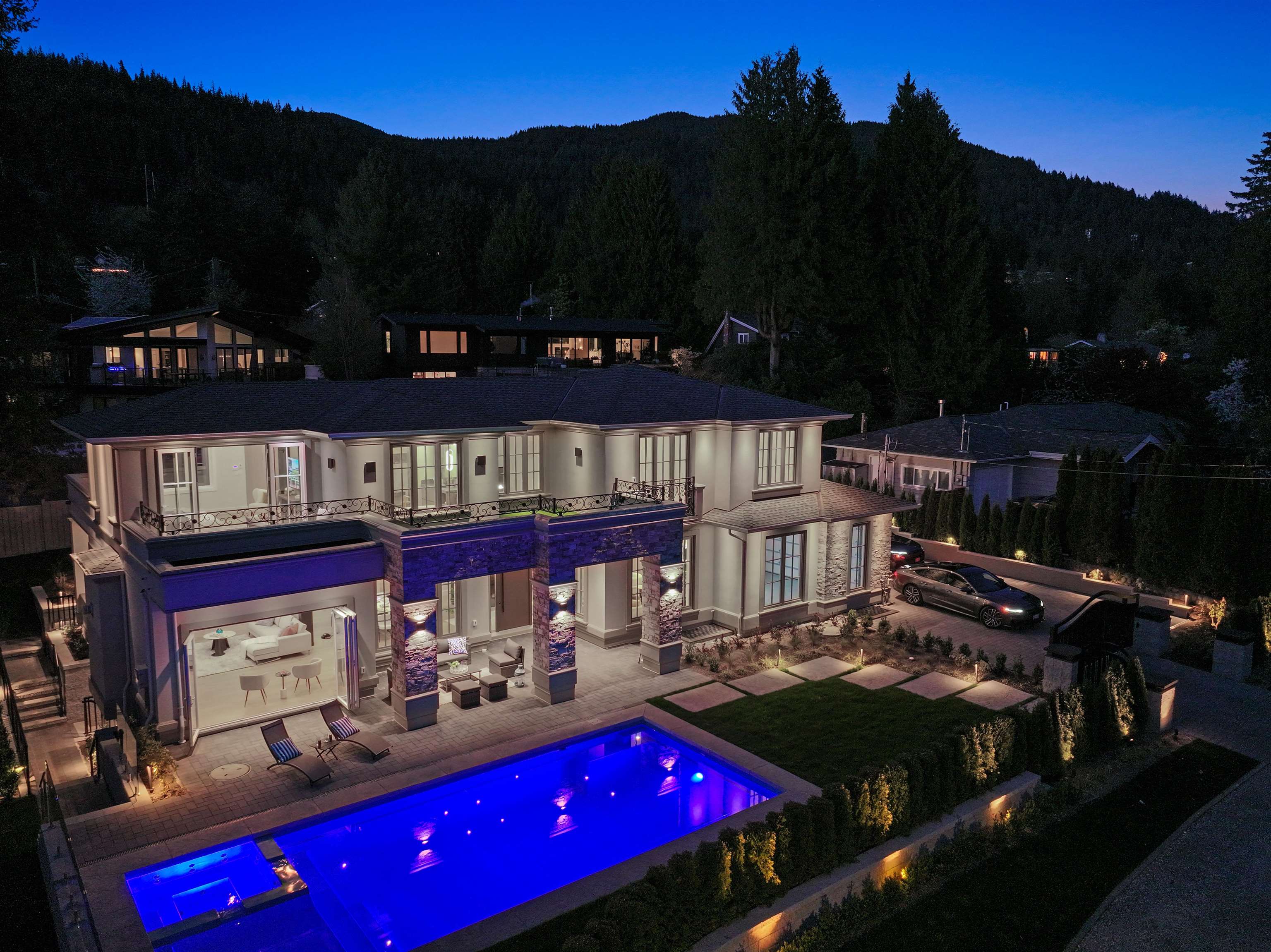 4141 BURKEHILL ROAD, West Vancouver BC V7V 3M6, R3066954, BC,