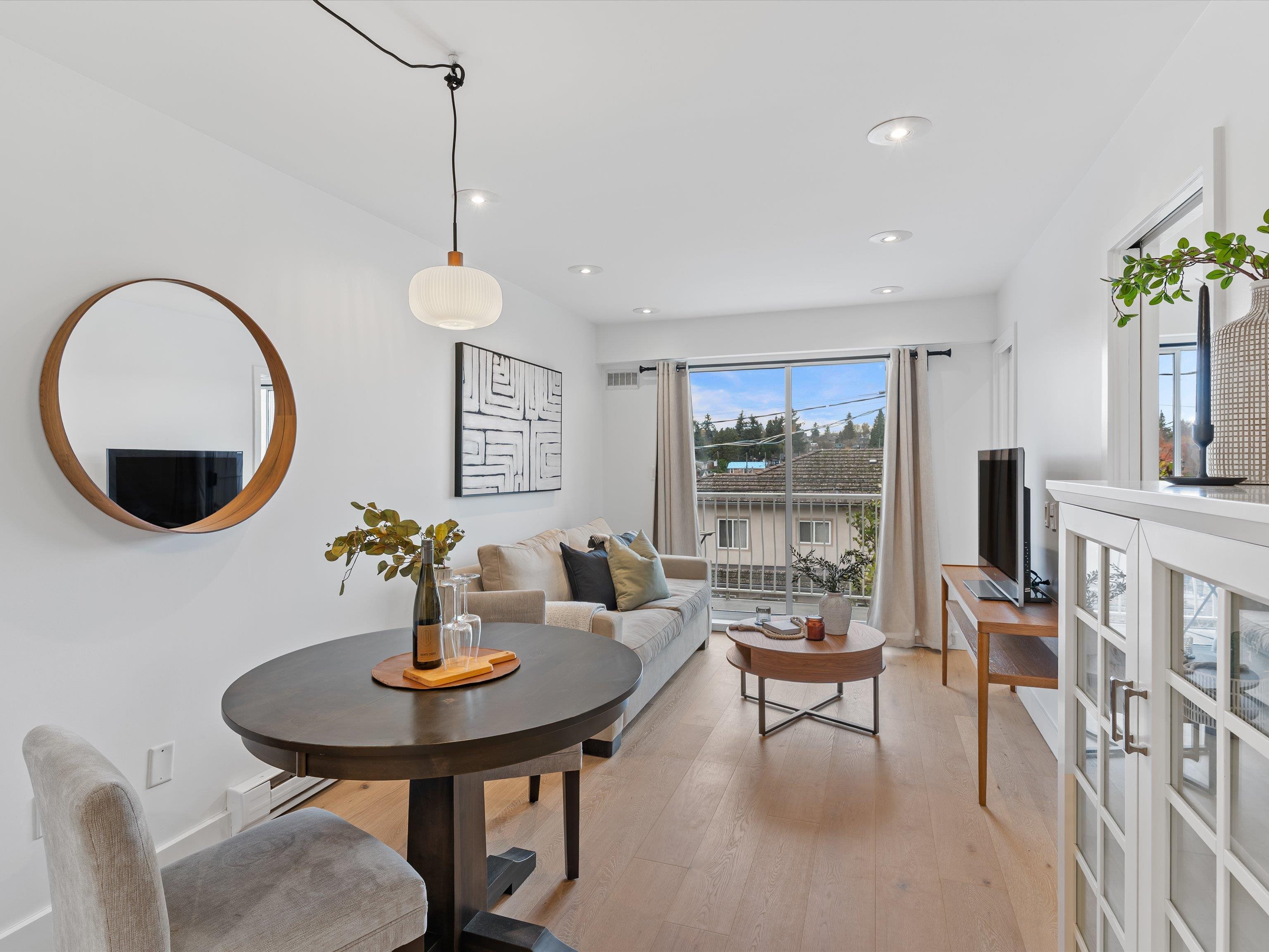 201 4315 FRASER STREET, R3066960, BC,