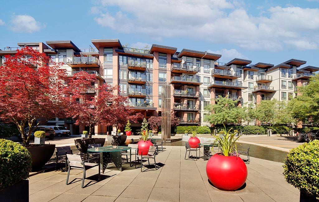 404 733 3RD STREET, R3066972, BC,