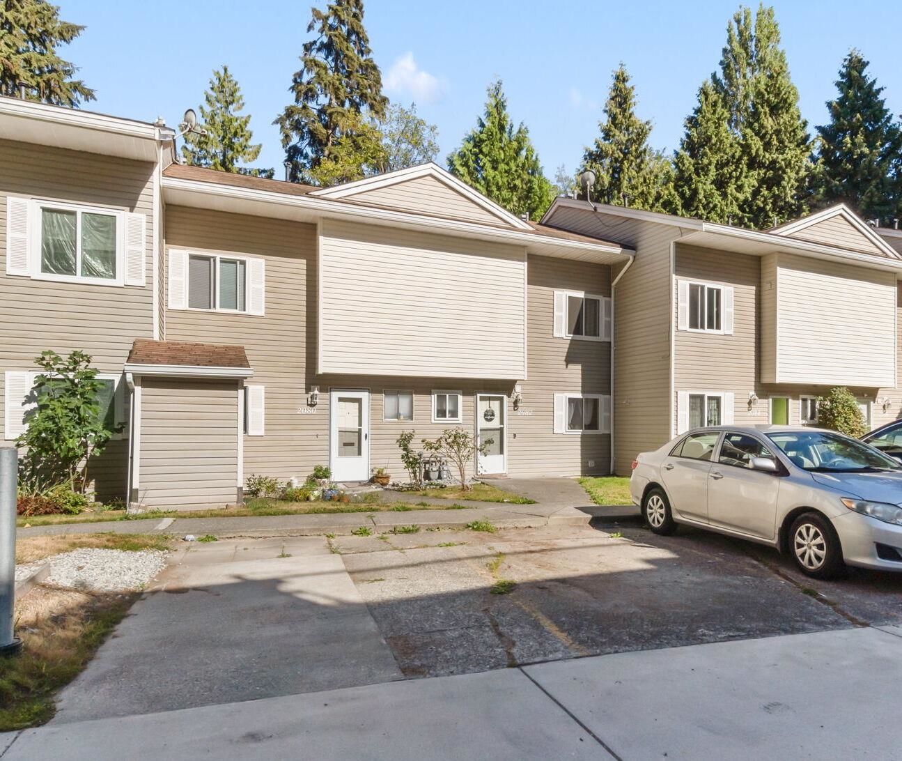2082 SPRINGER AVENUE, Burnaby BC V5B 3M5, R3067013, BC,