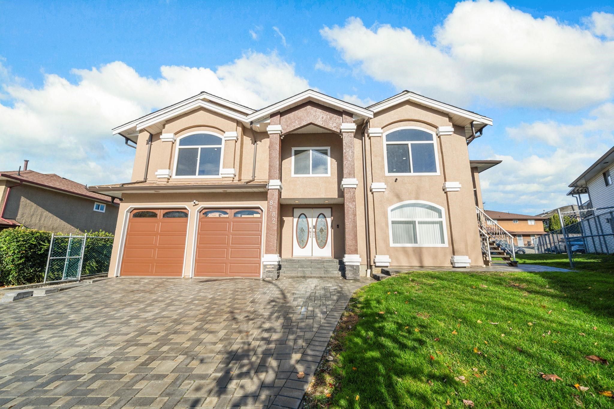 MLS® listing #R3067040 for sale located at 8782 143A STREET, Surrey BC V3W 3Y2