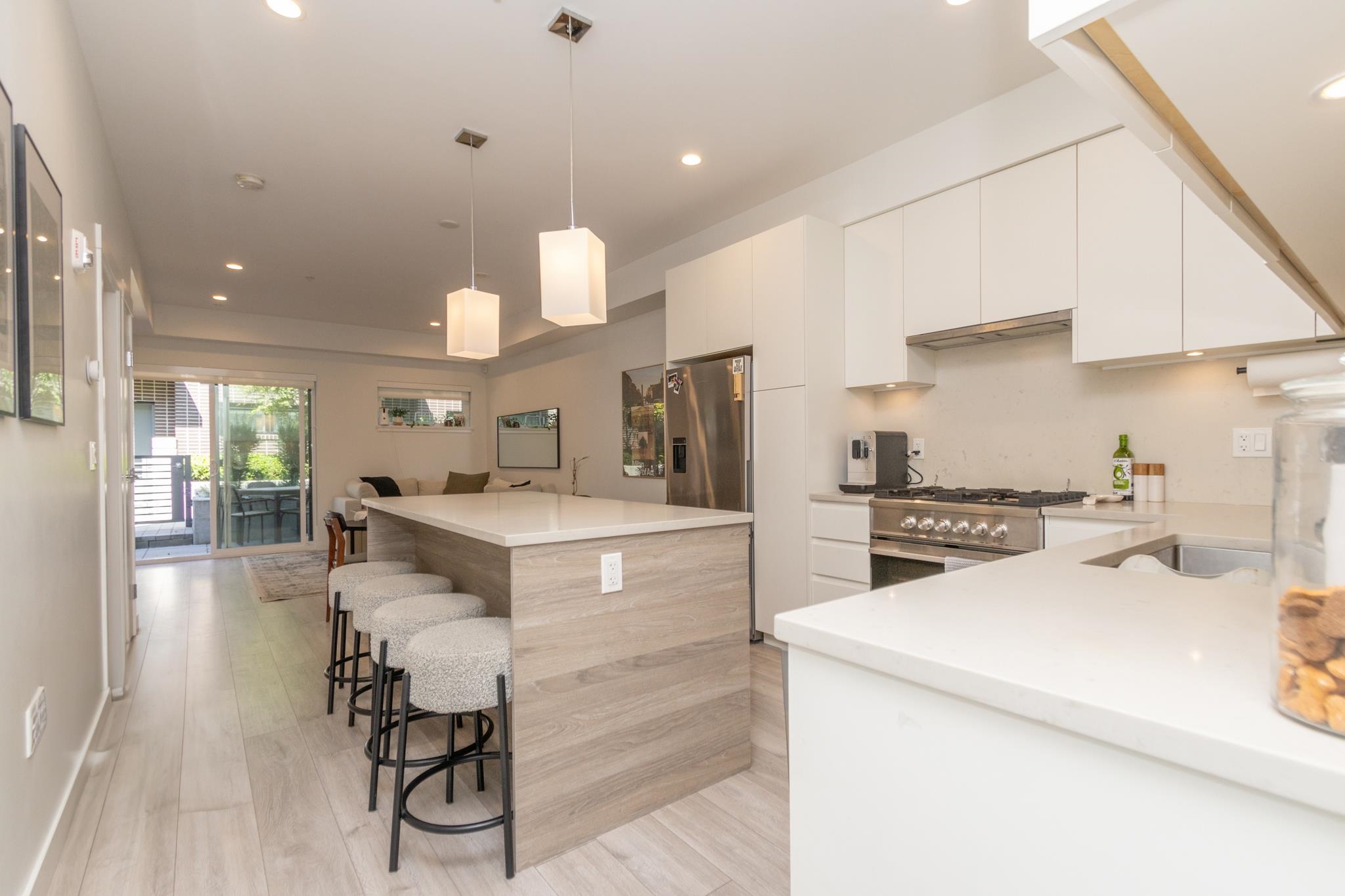 8 3490 MT. SEYMOUR PARKWAY, R3067059, BC,