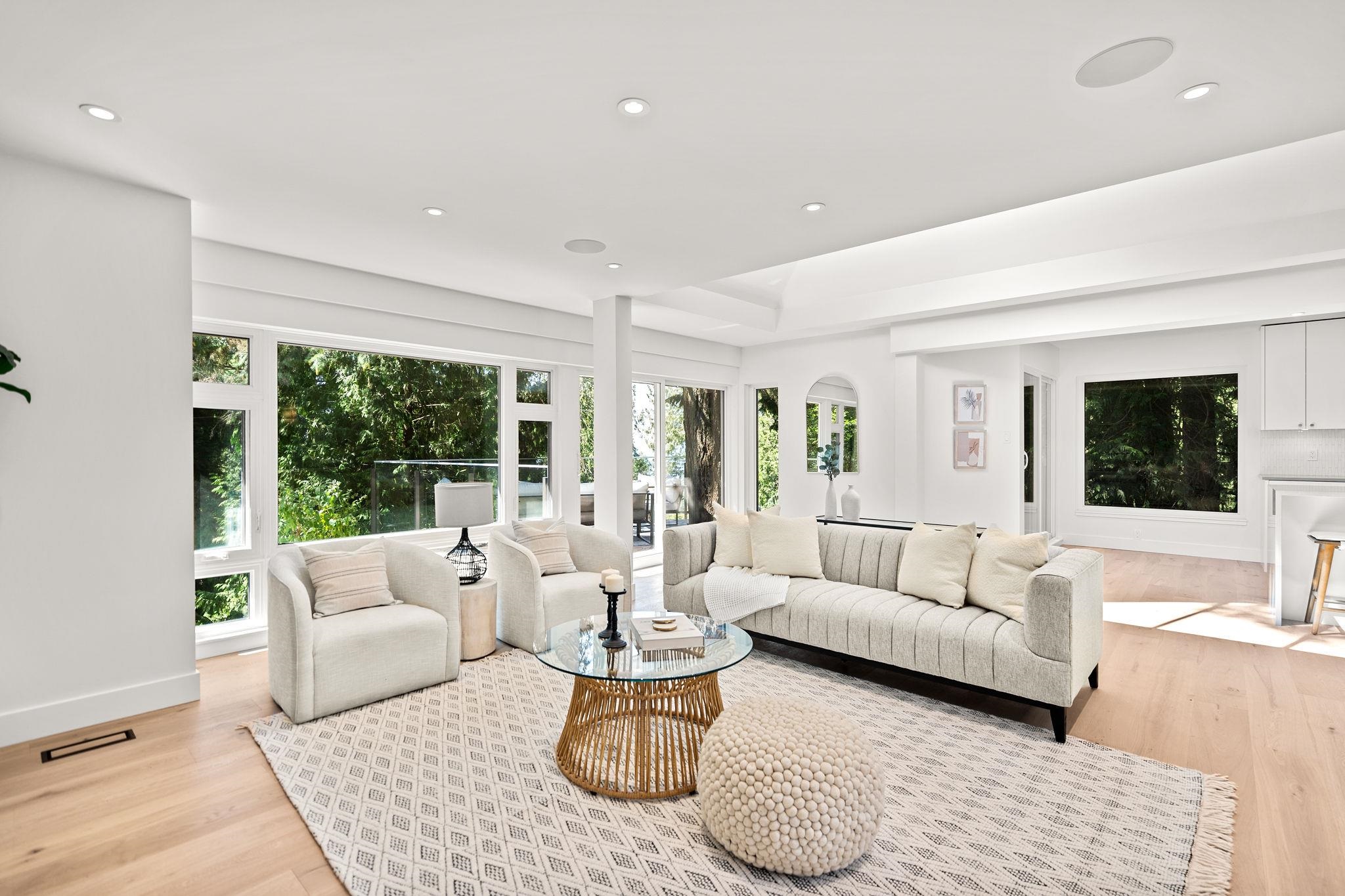 5061 BEAR LANE, West Vancouver BC V7W 1L2, R3067176, BC,