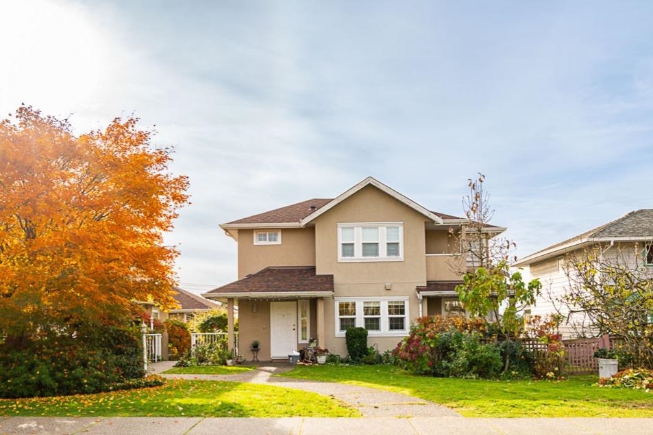 323 E KEITH ROAD, North Vancouver BC V7L 1V6, R3067177, BC,