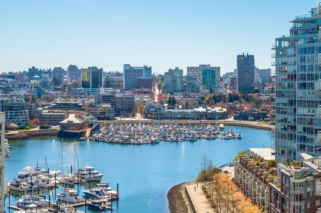 2608 198 AQUARIUS MEWS, R3067279, BC,