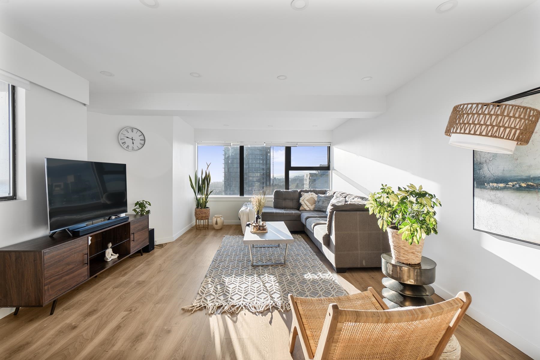 1304 1515 EASTERN AVENUE, R3067295, BC,