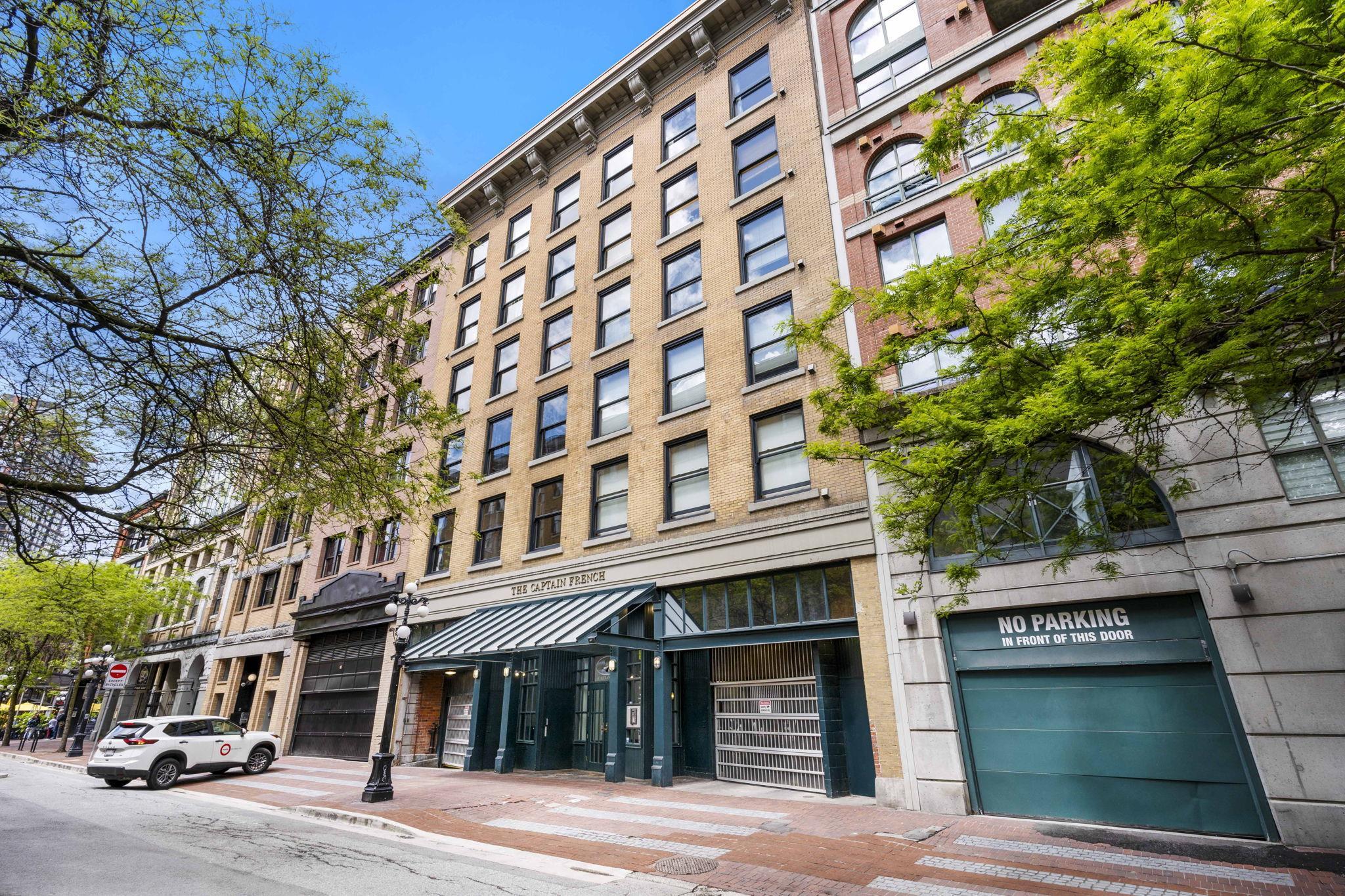 301 41 ALEXANDER STREET, R3067303, BC,