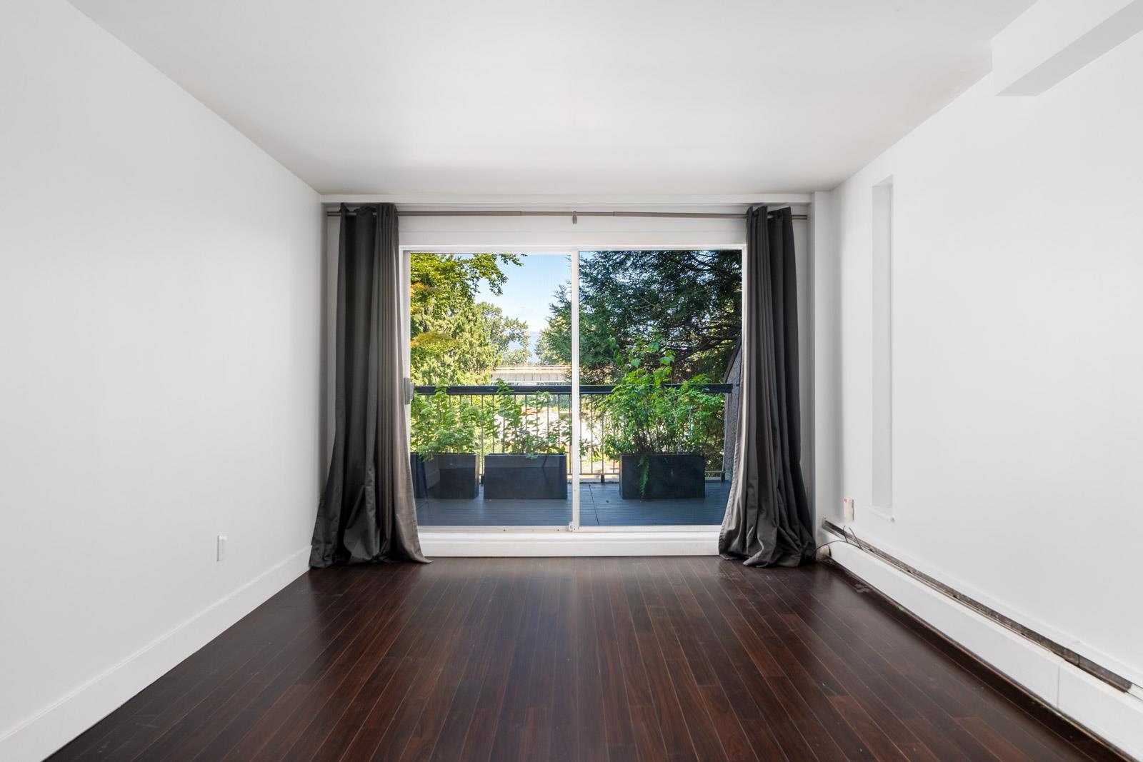 315 774 GREAT NORTHERN WAY, R3067337, BC,