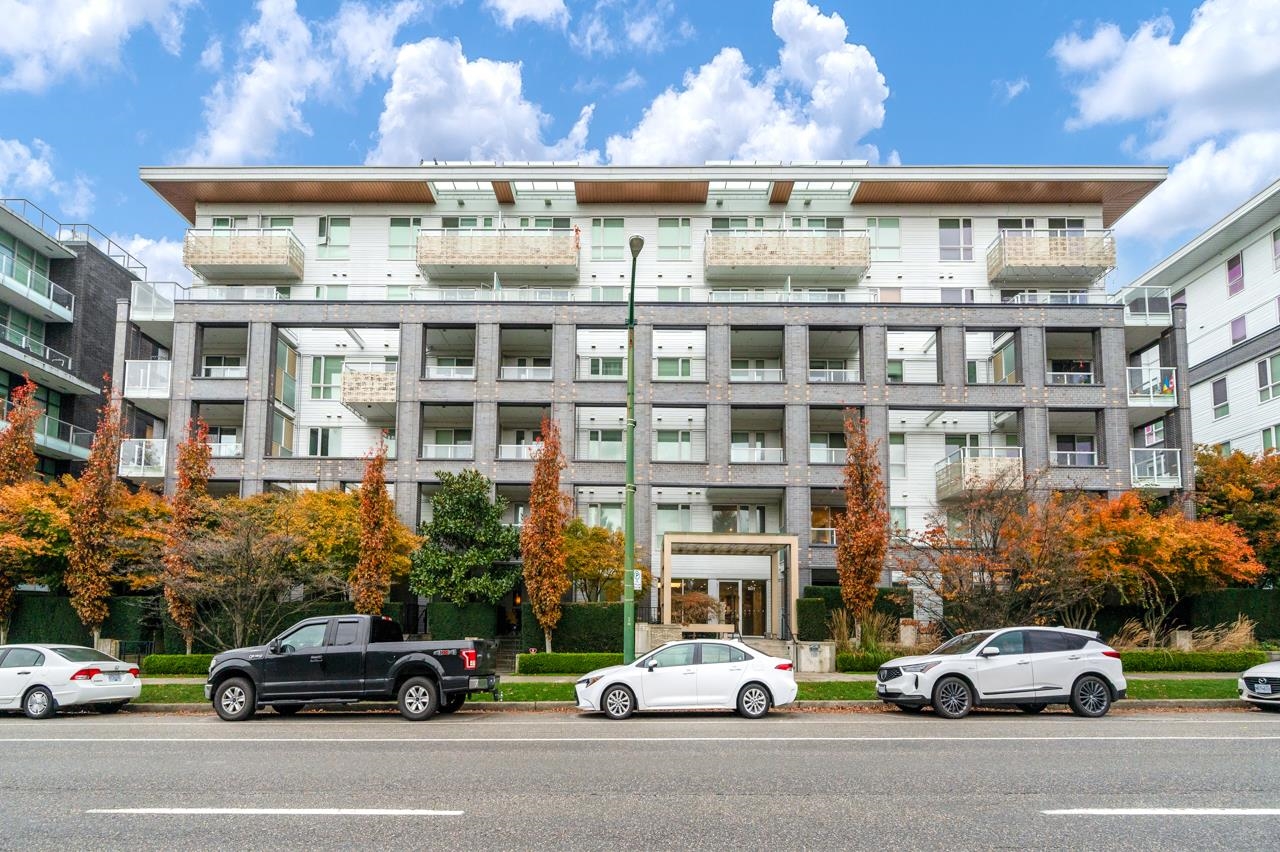 PH6 6677 CAMBIE STREET, R3067521, BC,