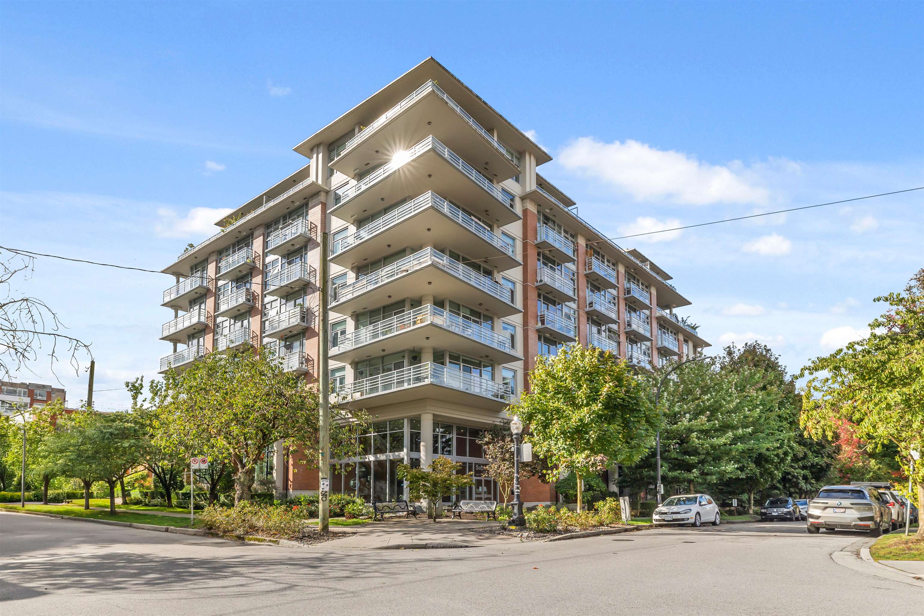 2727 SOPHIA STREET, Vancouver BC V5T 3L1, R3067529, BC,