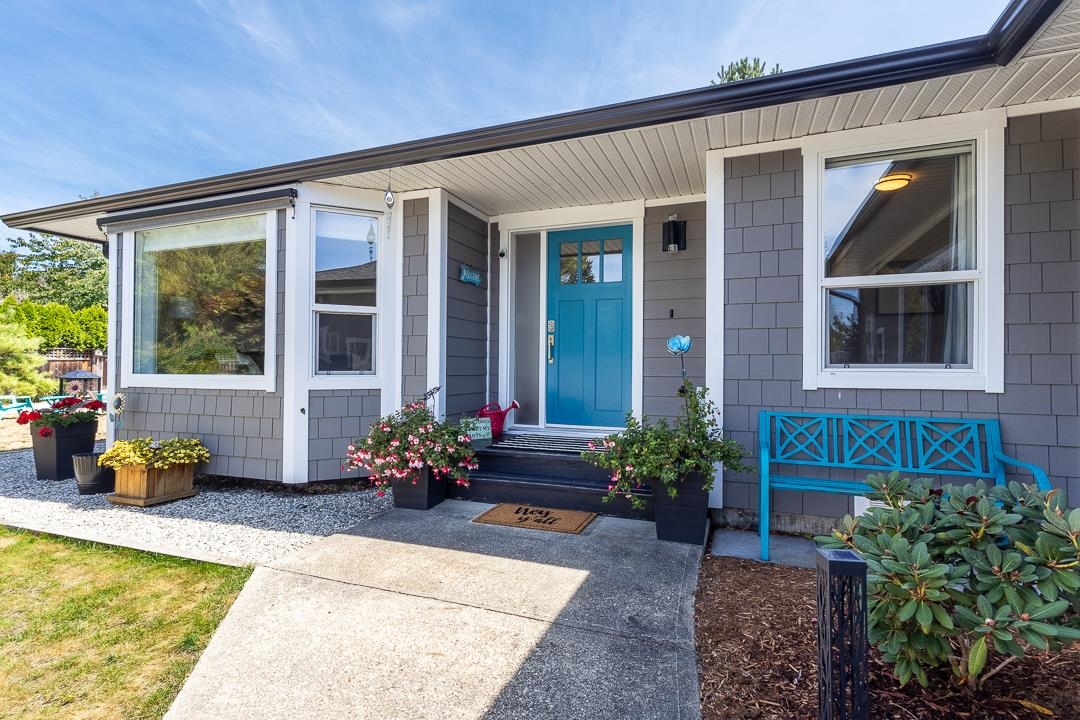 5592 CURTIS PLACE, Sechelt BC V7Z 0R9, R3067655, BC,