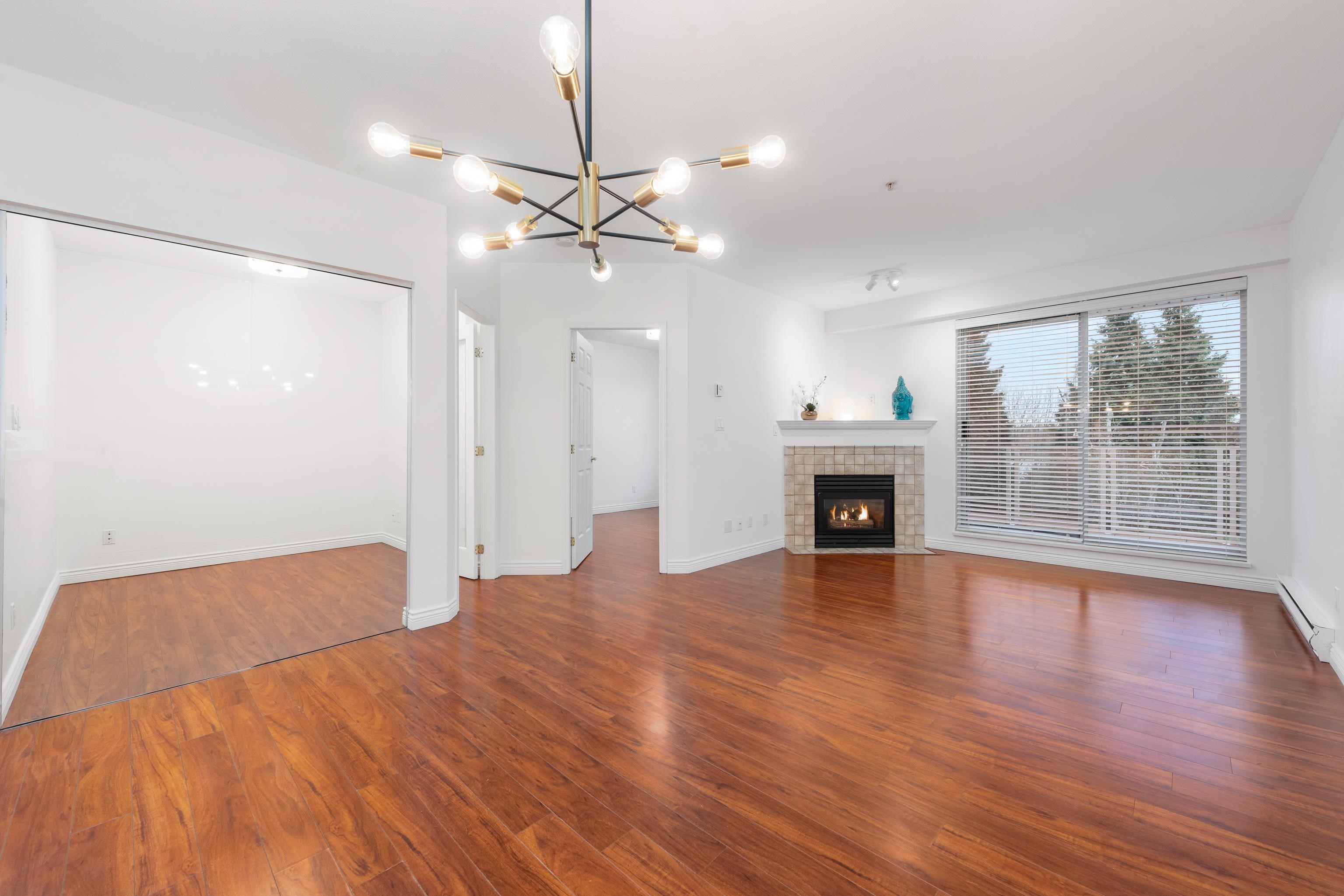 217 3629 DEERCREST DRIVE, R3067848, BC,