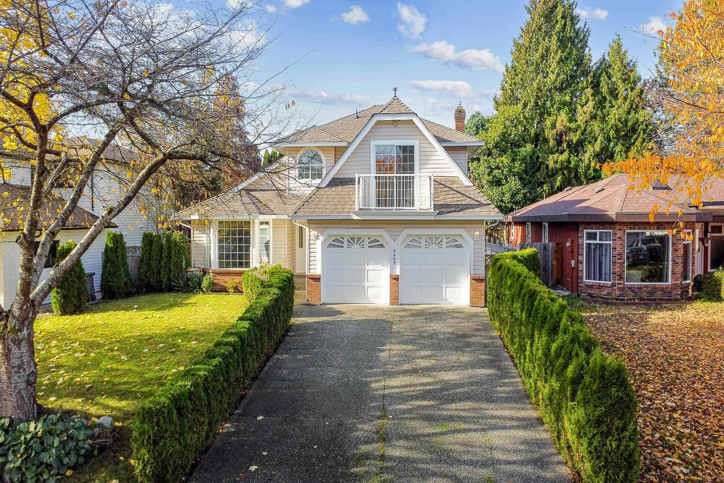 9469 154 STREET, Surrey BC V3R 9E2, R3067884, BC,