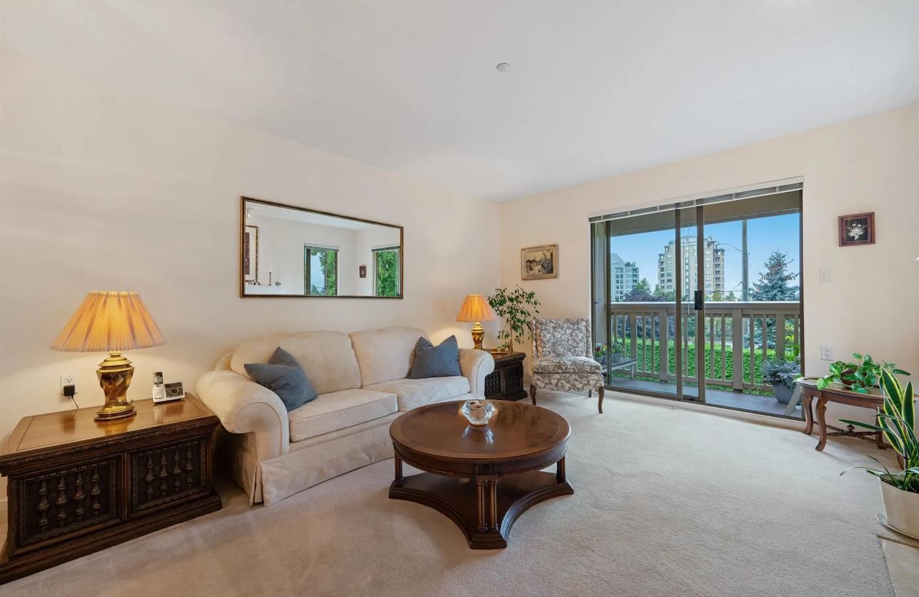 209 843 22ND STREET, R3067933, BC,