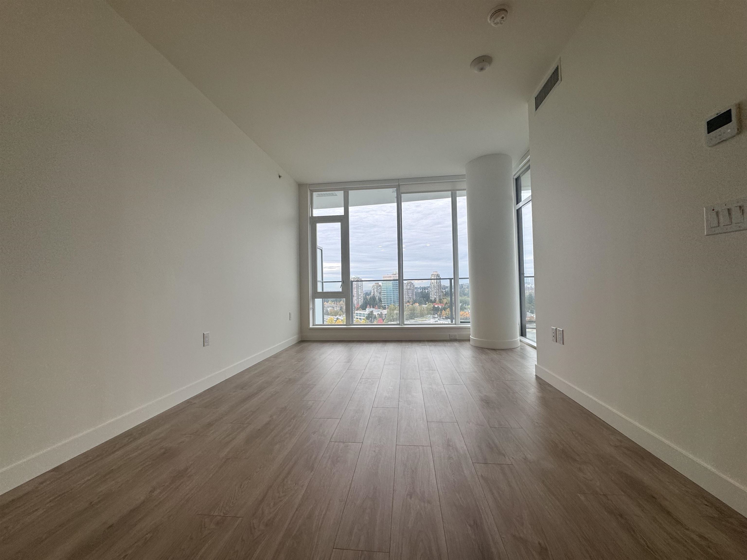 1605 7728 PARK CRESCENT, R3068042, BC,