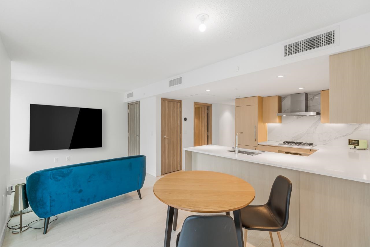 908 8555 CAPSTAN WAY, R3068160, BC,