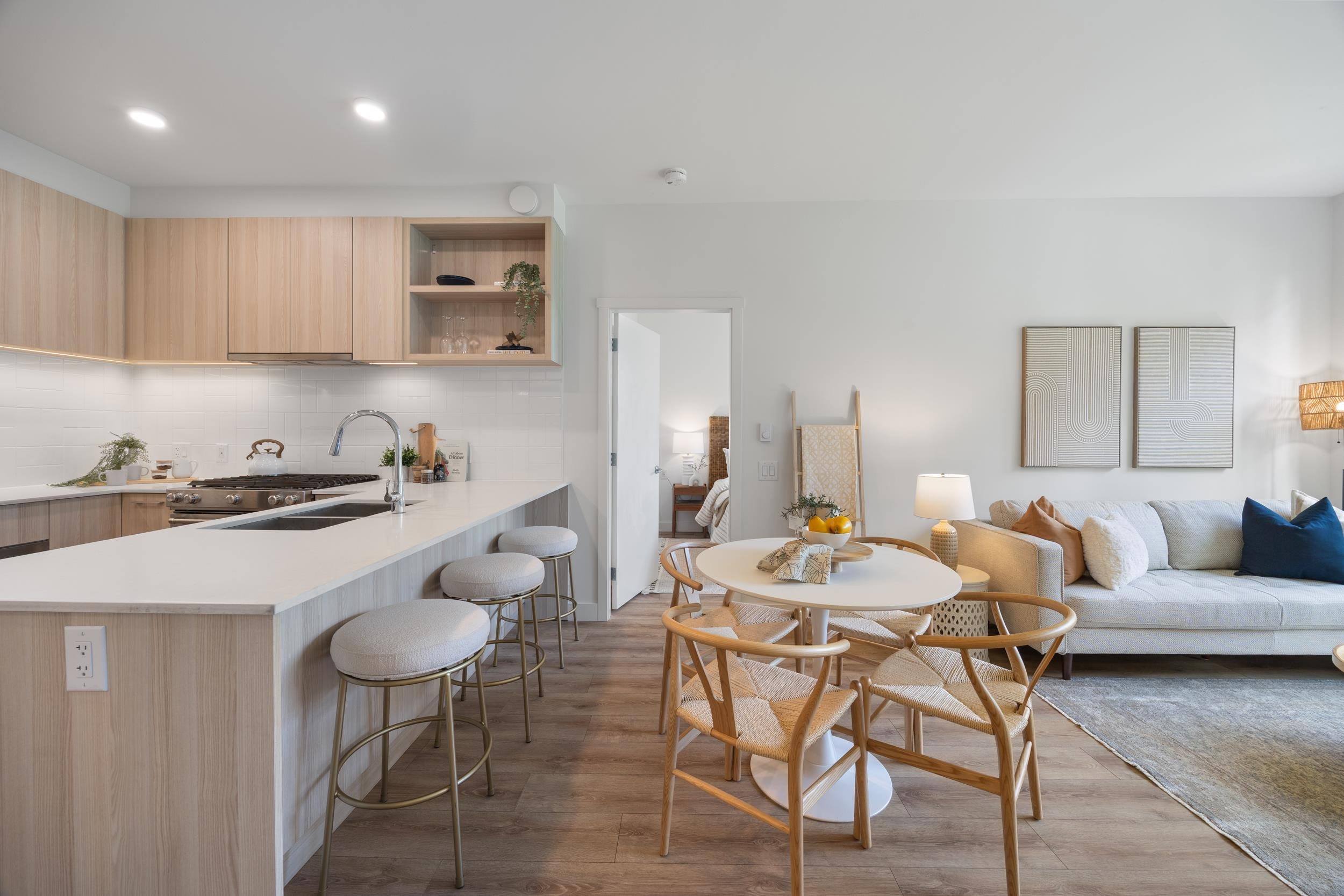 222 735 ANSKAR COURT, R3068428, BC,