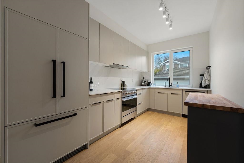 27 632 3RD STREET, R3068575, BC,