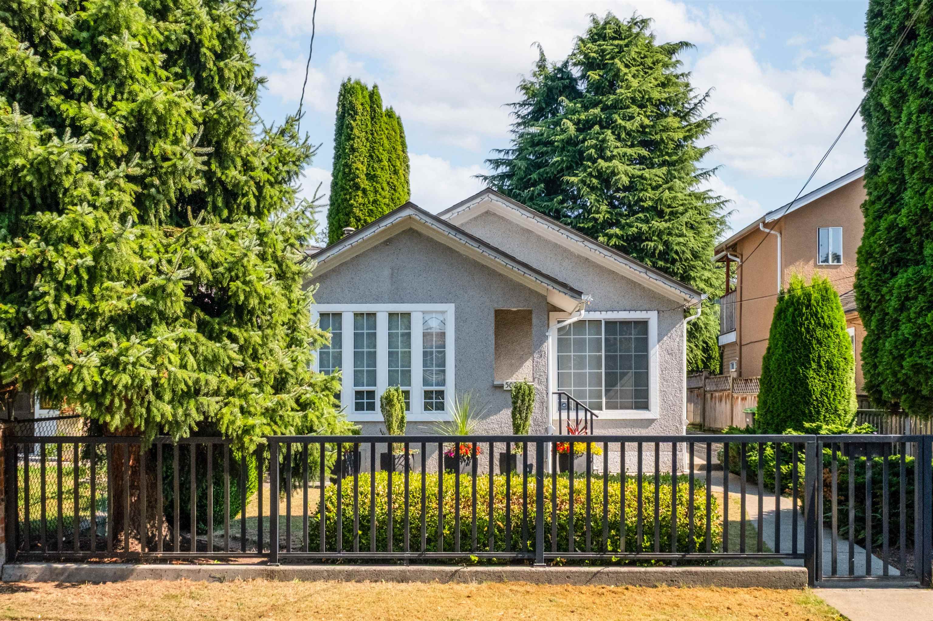 5020 MOSS STREET, Vancouver BC V5R 3T7, R3068674, BC,