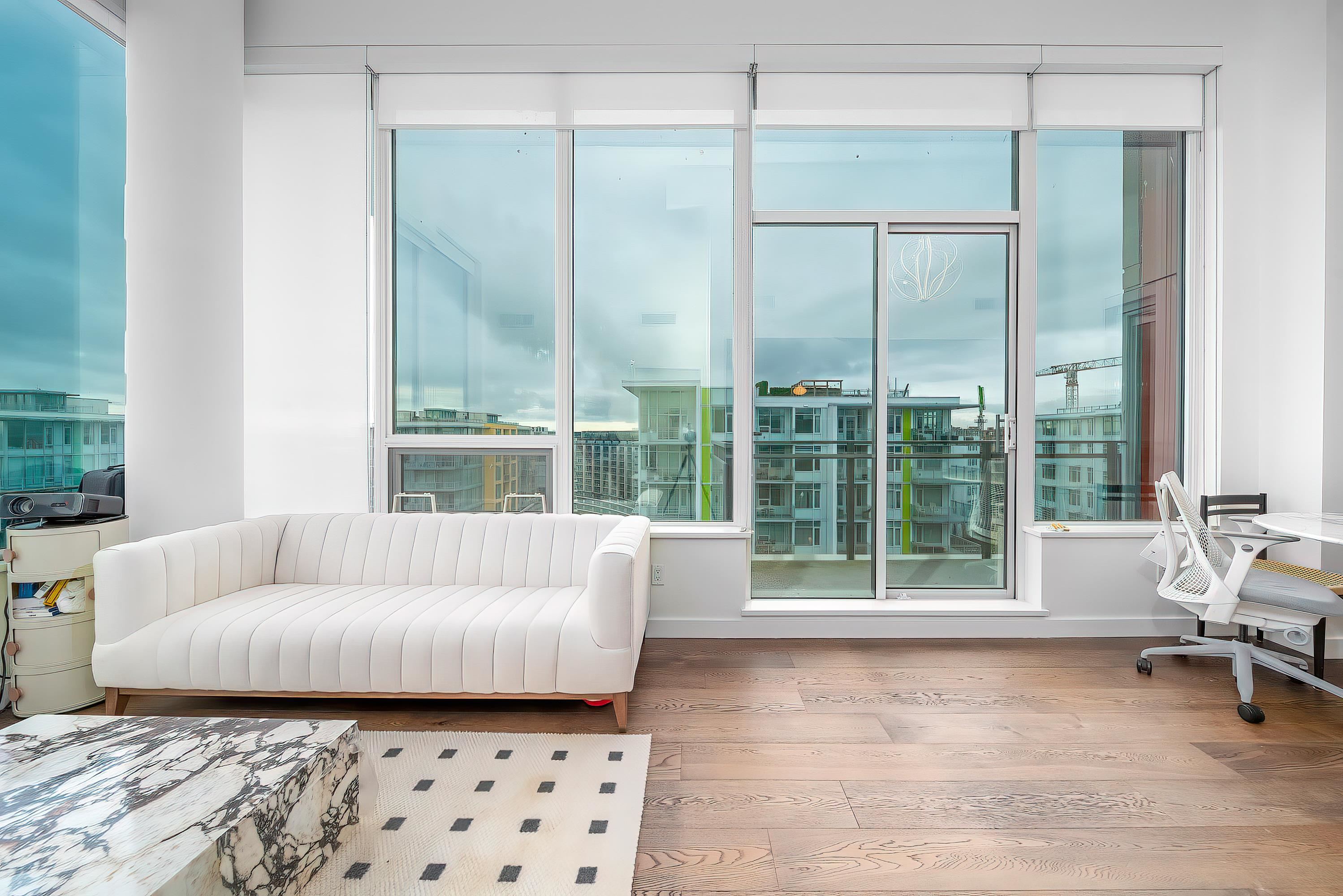 1903 8833 HAZELBRIDGE WAY, R3068747, BC,