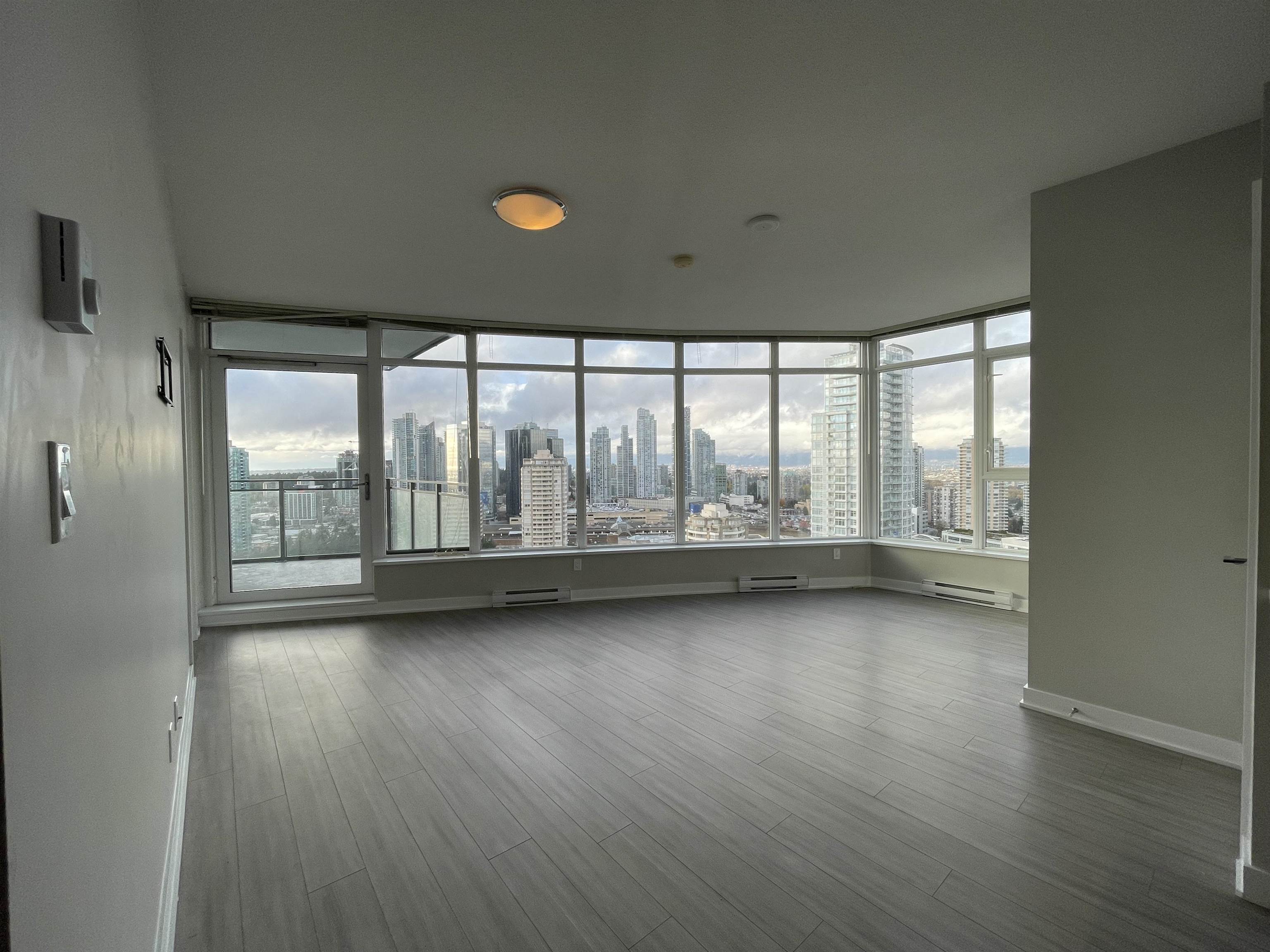 3003 4900 LENNOX LN, R3068759, BC,