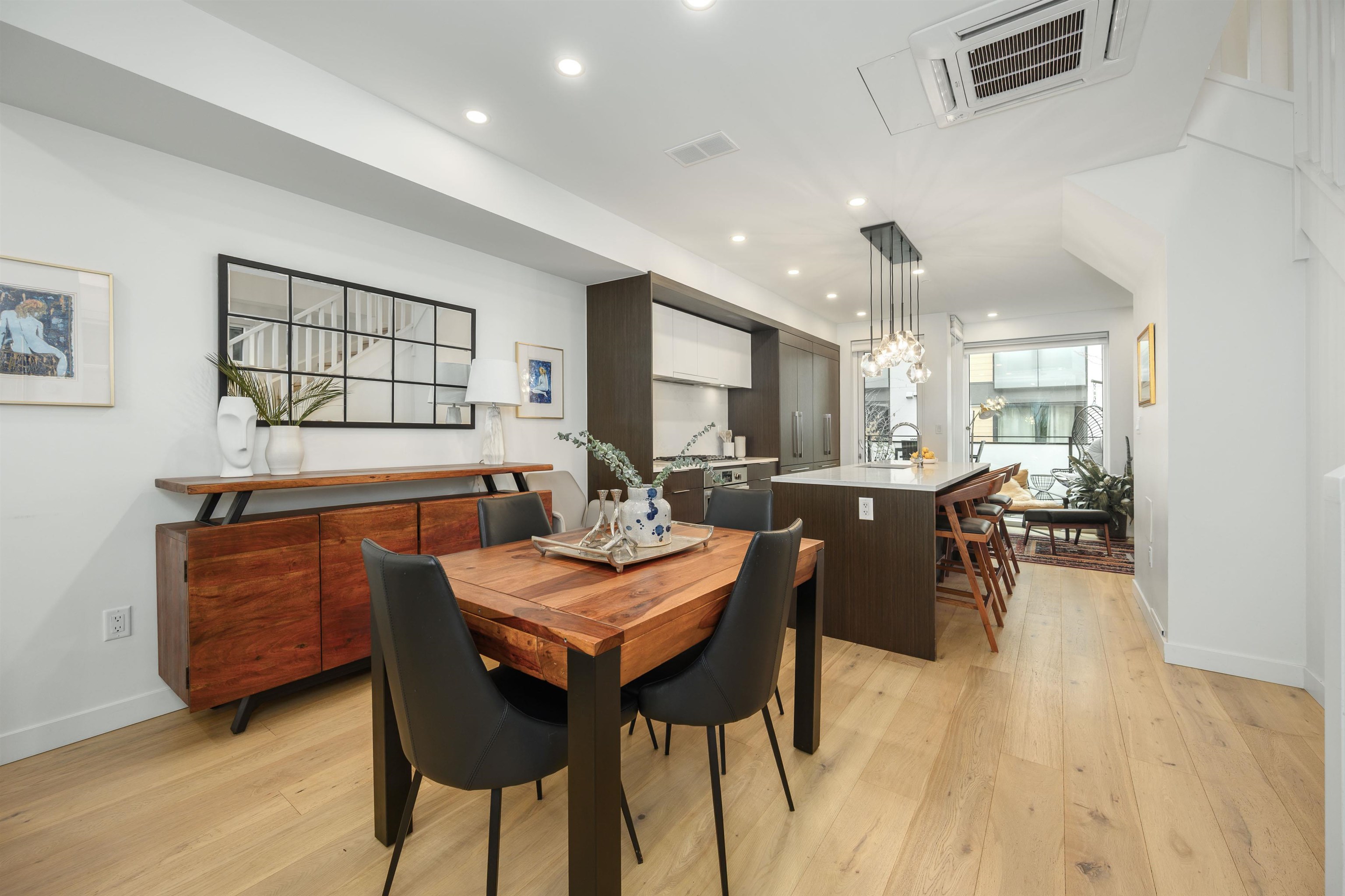 206 649 3RD STREET, R3068989, BC,