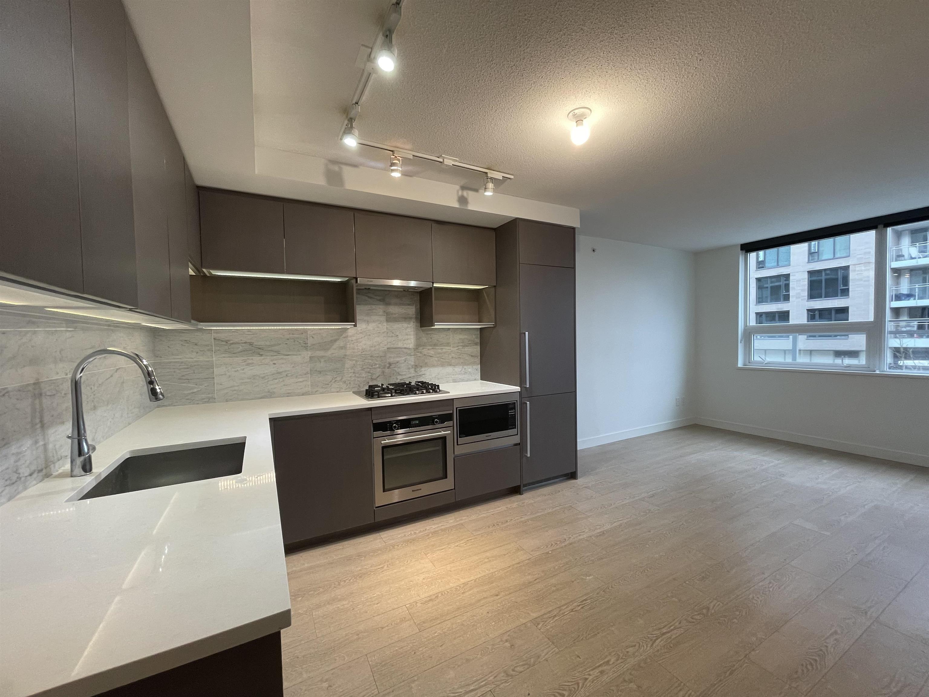 607 3233 KETCHESON ROAD, R3069063, BC,