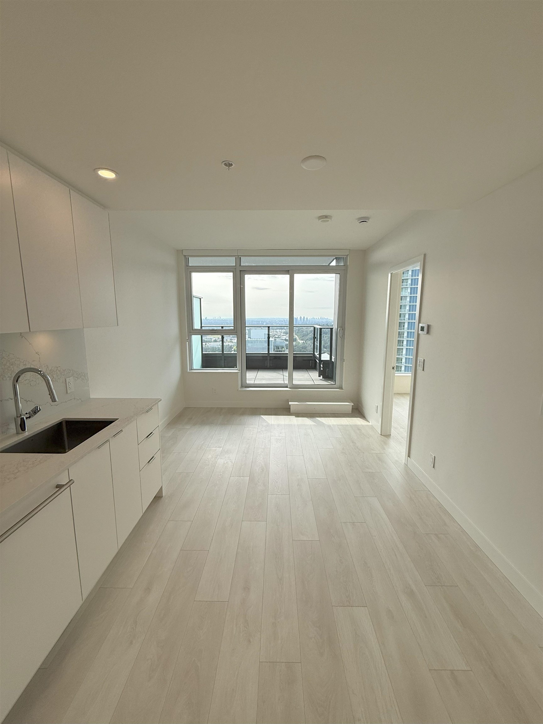 410X 537 COTTONWOOD AVENUE, R3069226, BC,