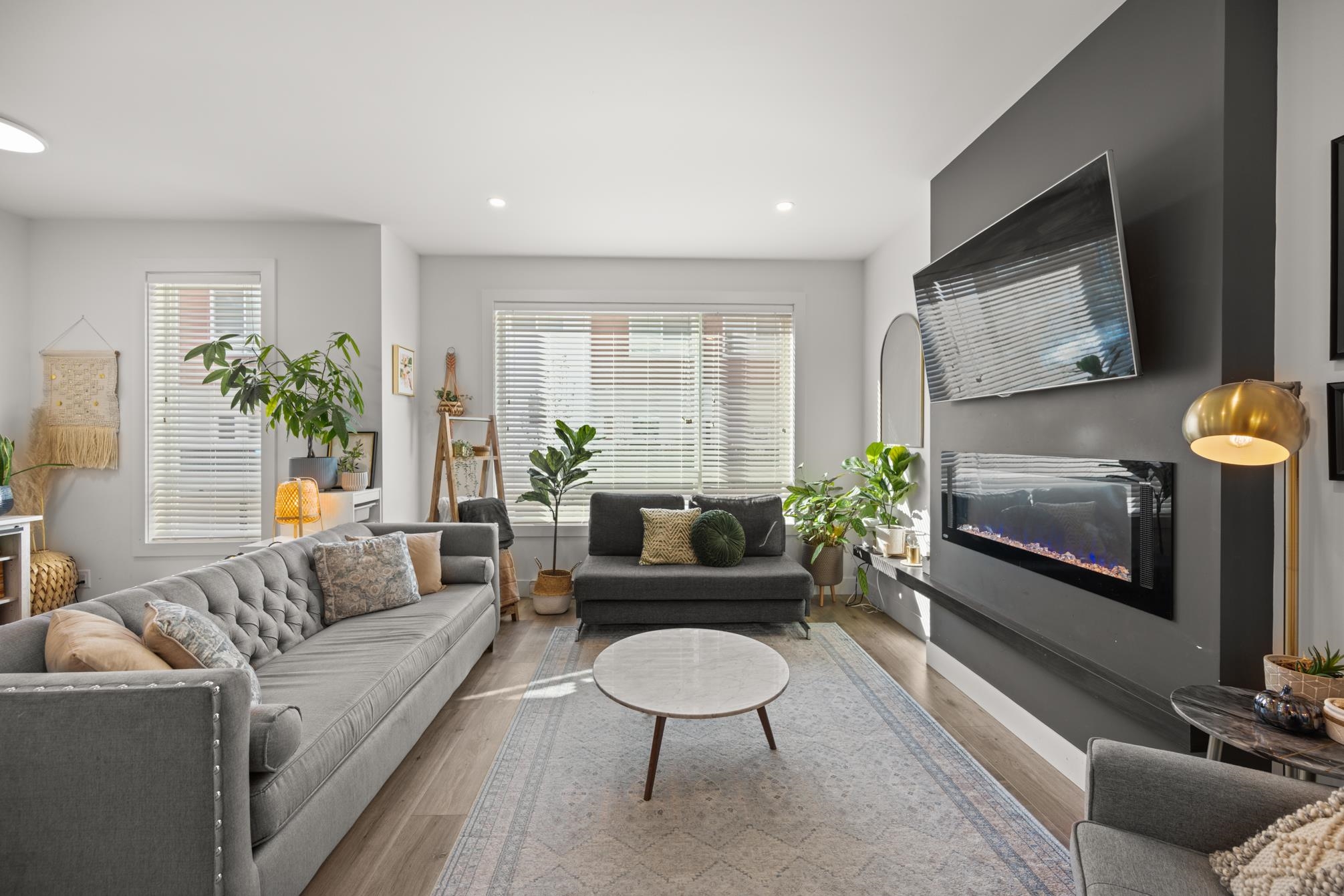 10 27640 LANTERN AVENUE, R3069252, BC,