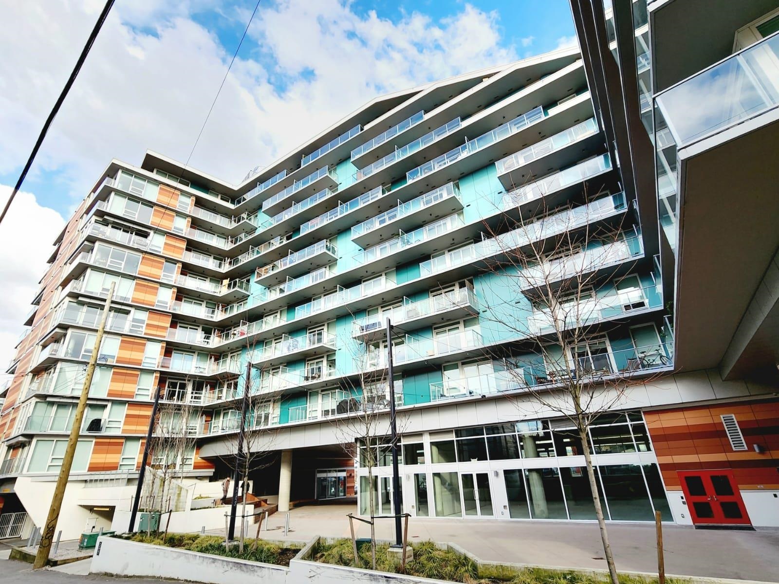 402 180 2ND AVENUE, R3069355, BC,