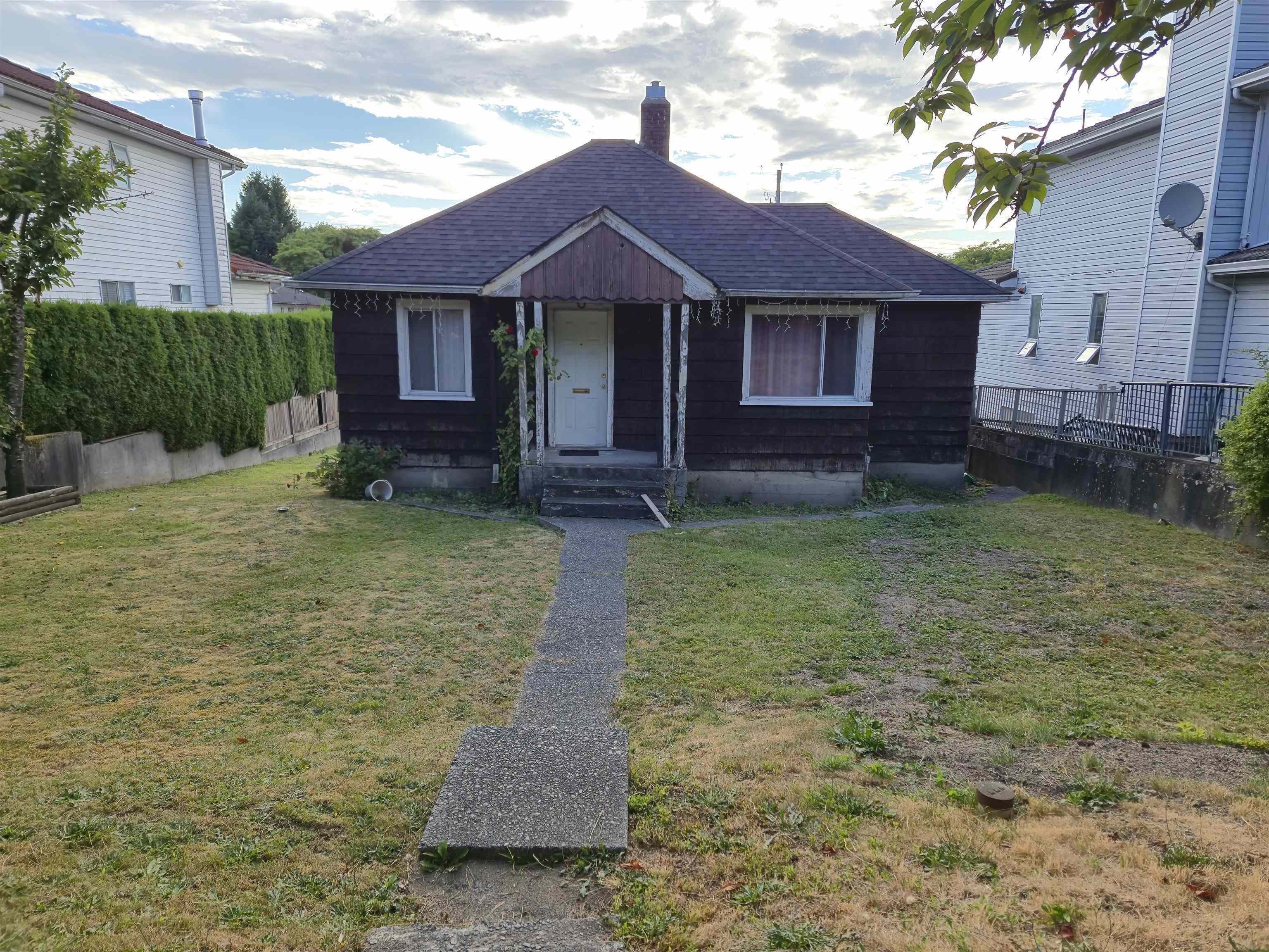 6029 DUMFRIES STREET, Vancouver BC V5P 3B1, R3069436, BC,